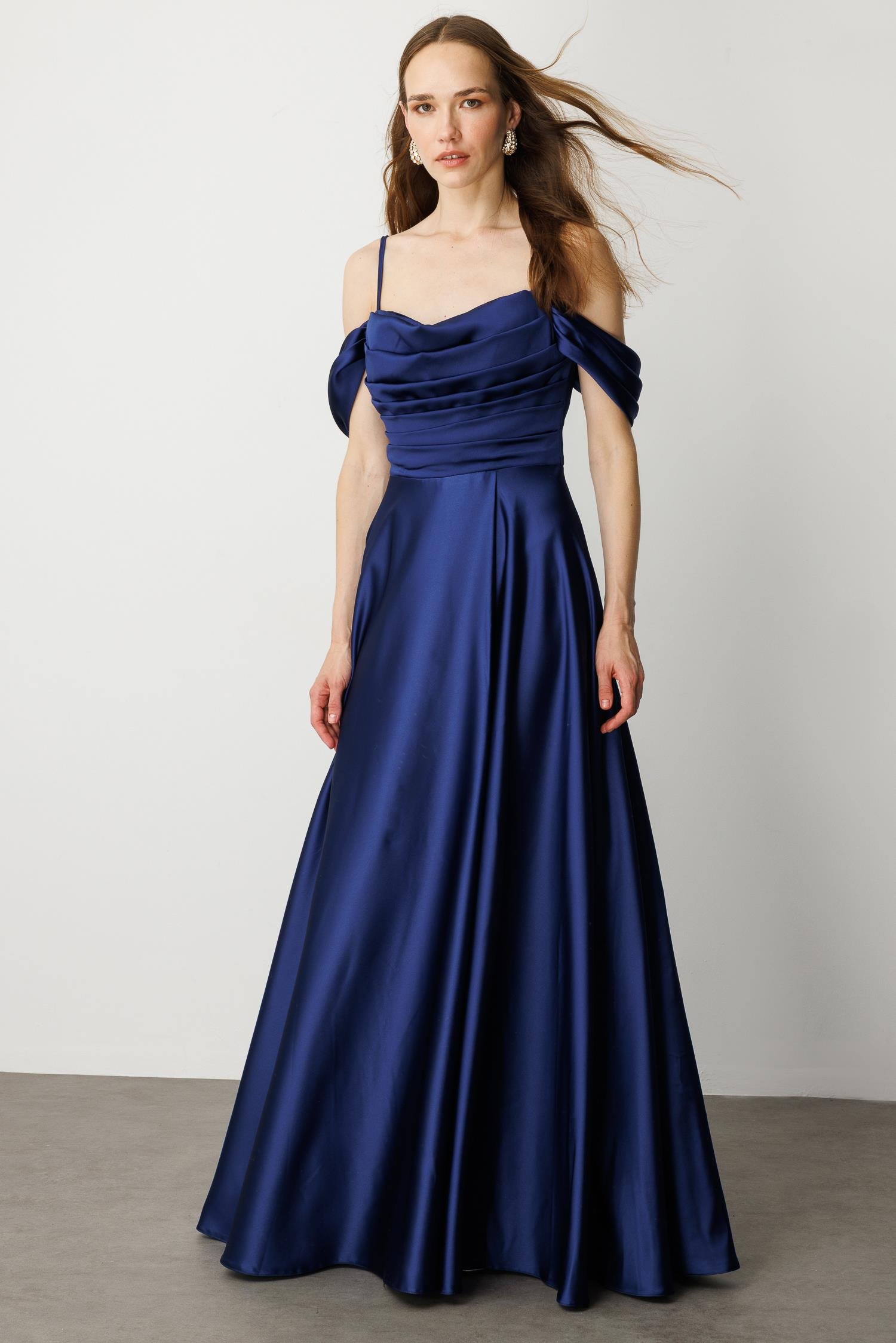 Düşük Kol Saten Abiye Elbise-LACI