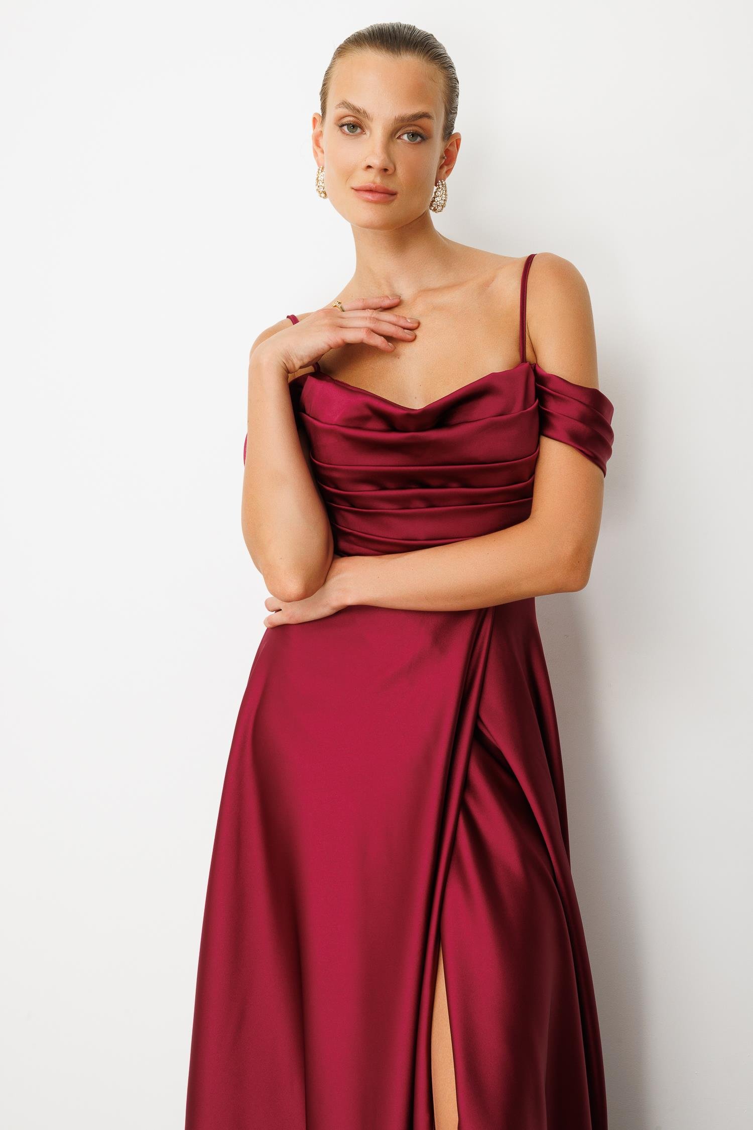 Düşük Kol Saten Abiye Elbise-MÜRDÜM