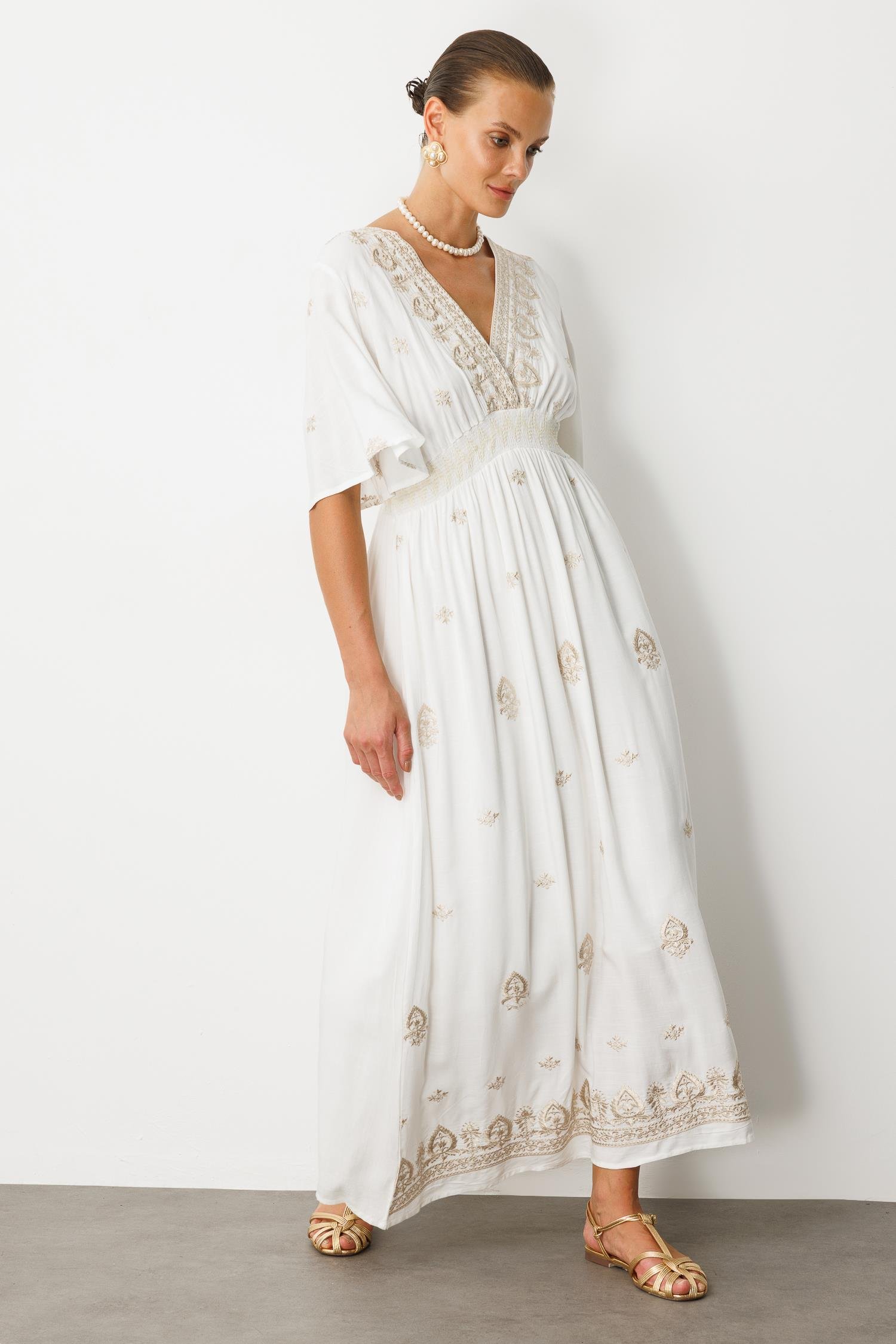 Etnik Desen İşlemeli Uzun Elbise-EKRU
