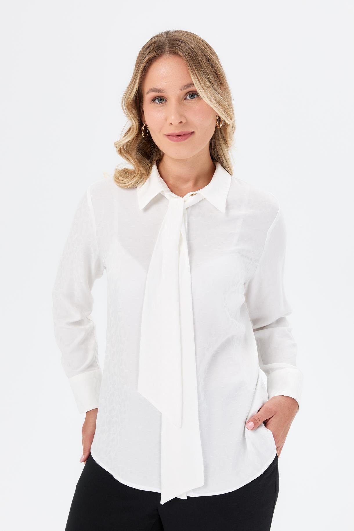 Fular Detaylı Büyük Beden Gömlek - KEMIK