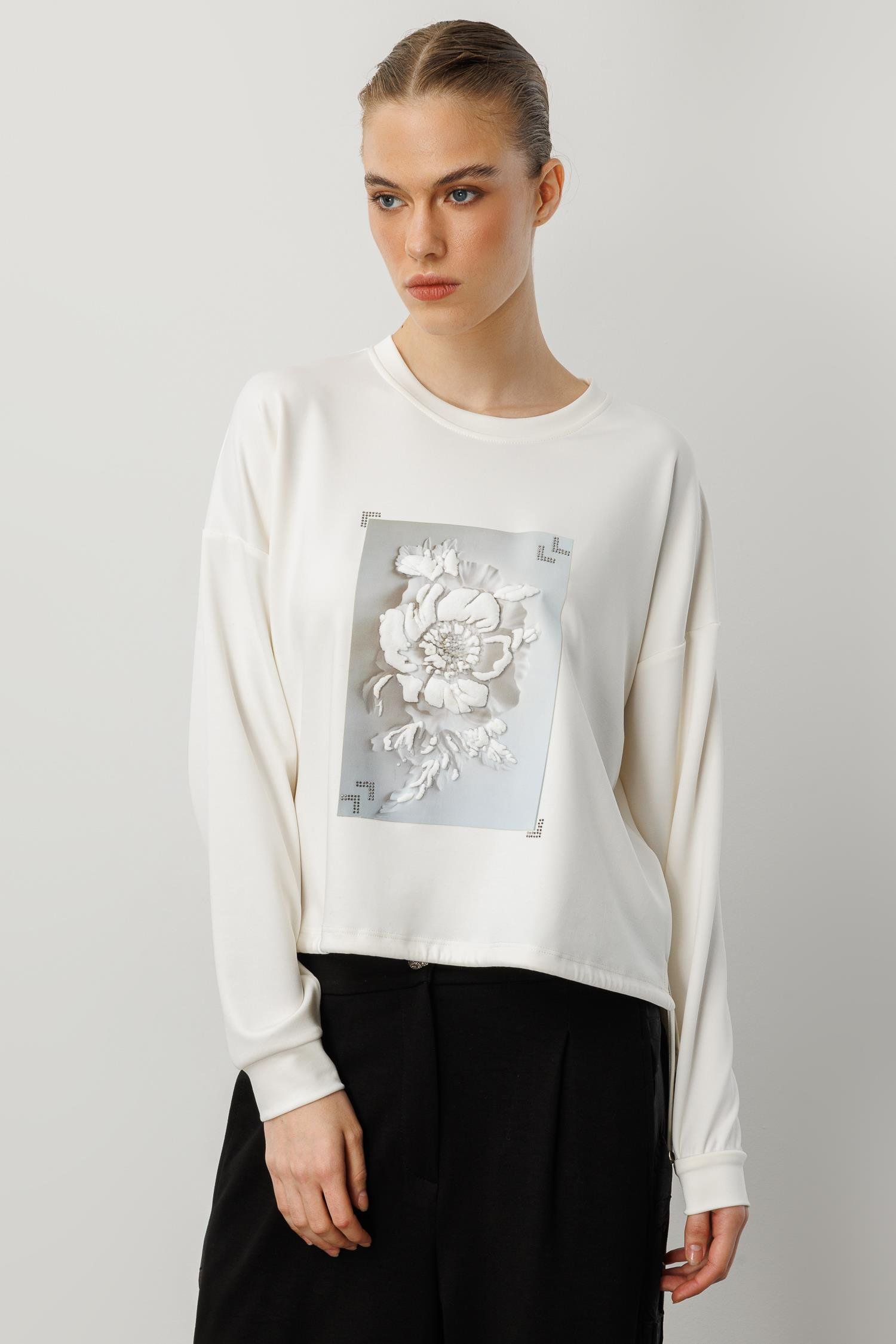 Kabartma Çiçek Desenli Modal Bluz-KEMIK