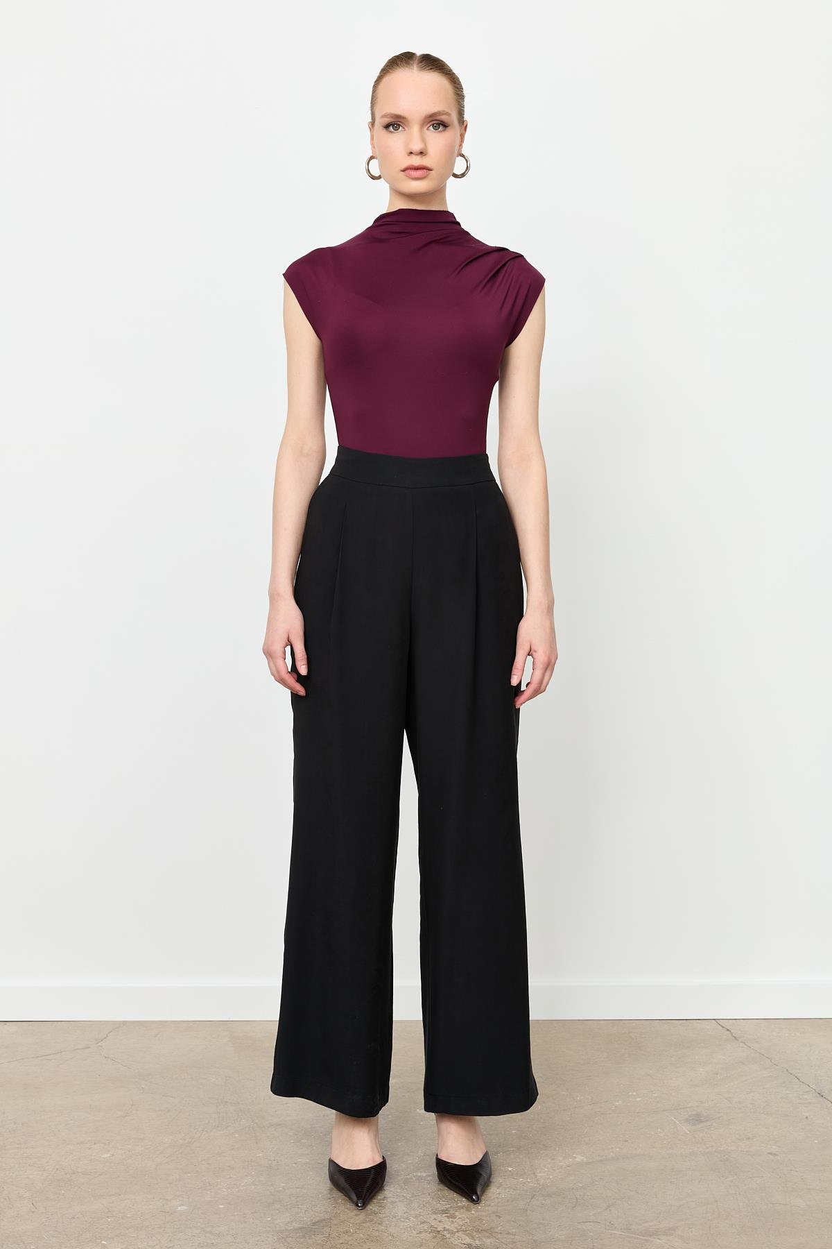 Kalın Pile Beli Lastikli Pantolon-SİYAH