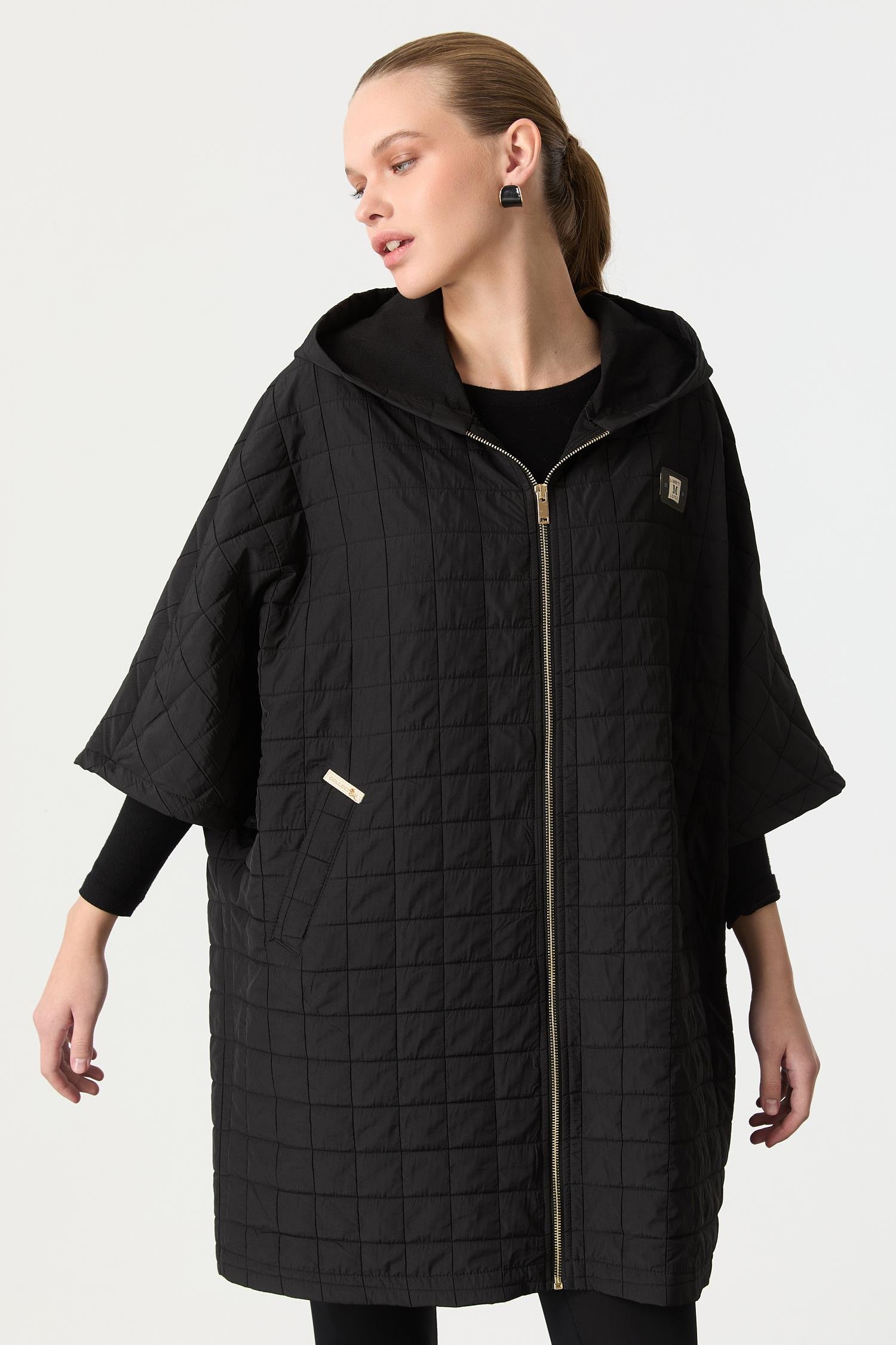 Kapitone Kapüşonlu Yelek-SİYAH