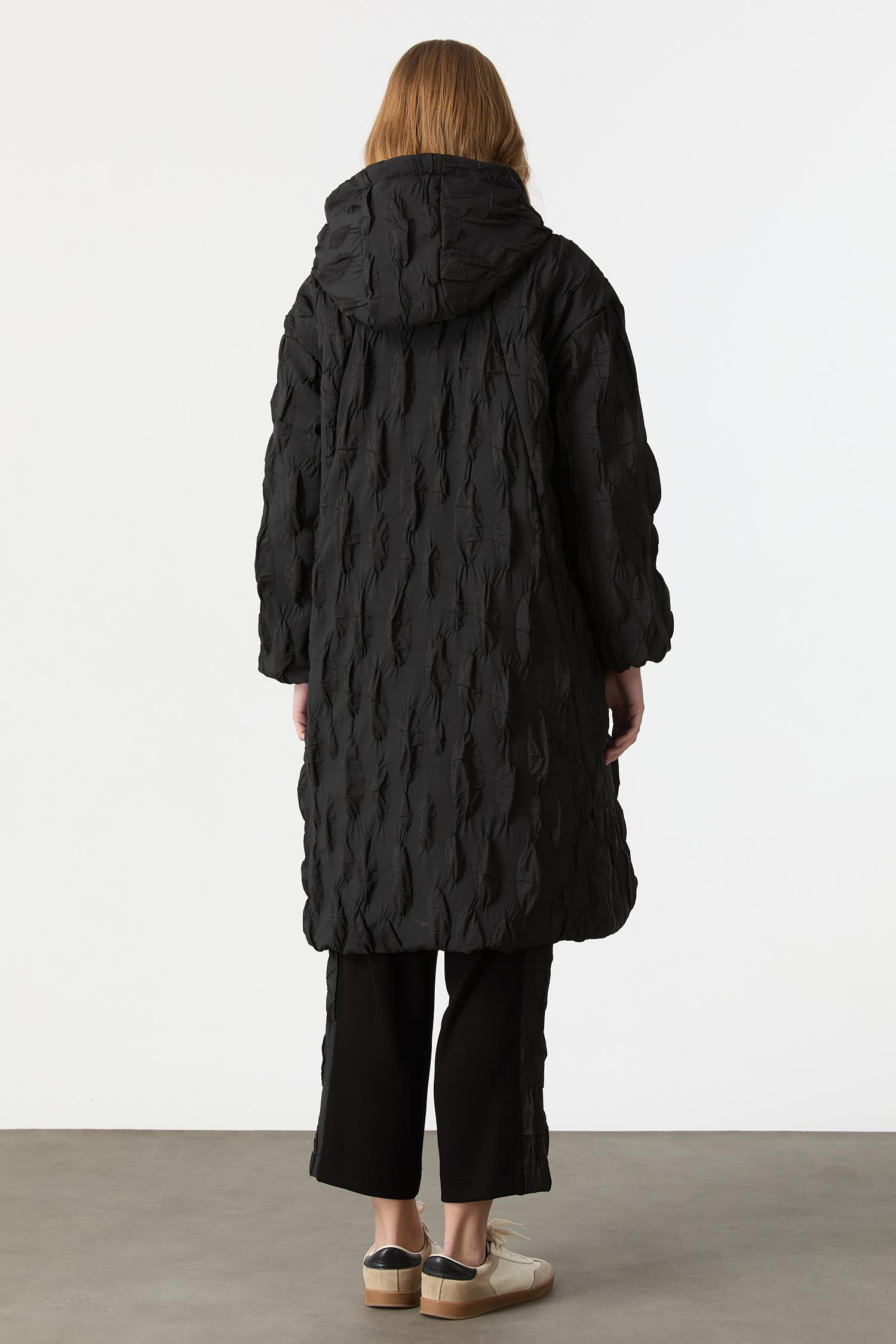 Kapüşonlu Kapitone Kaban-SİYAH
