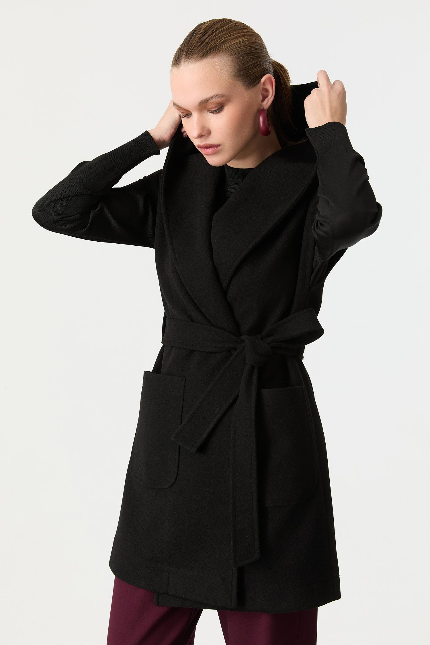 Kapüşonlu Kaşe Yelek-SİYAH