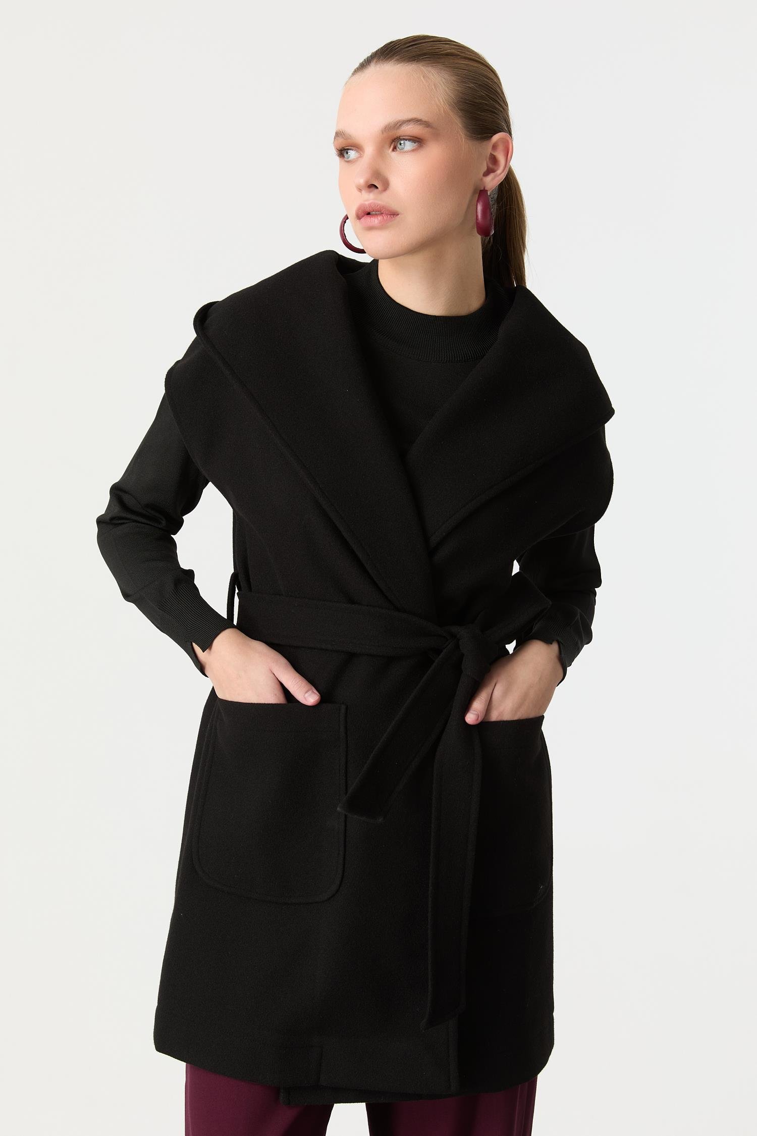 Kapüşonlu Kaşe Yelek-SİYAH