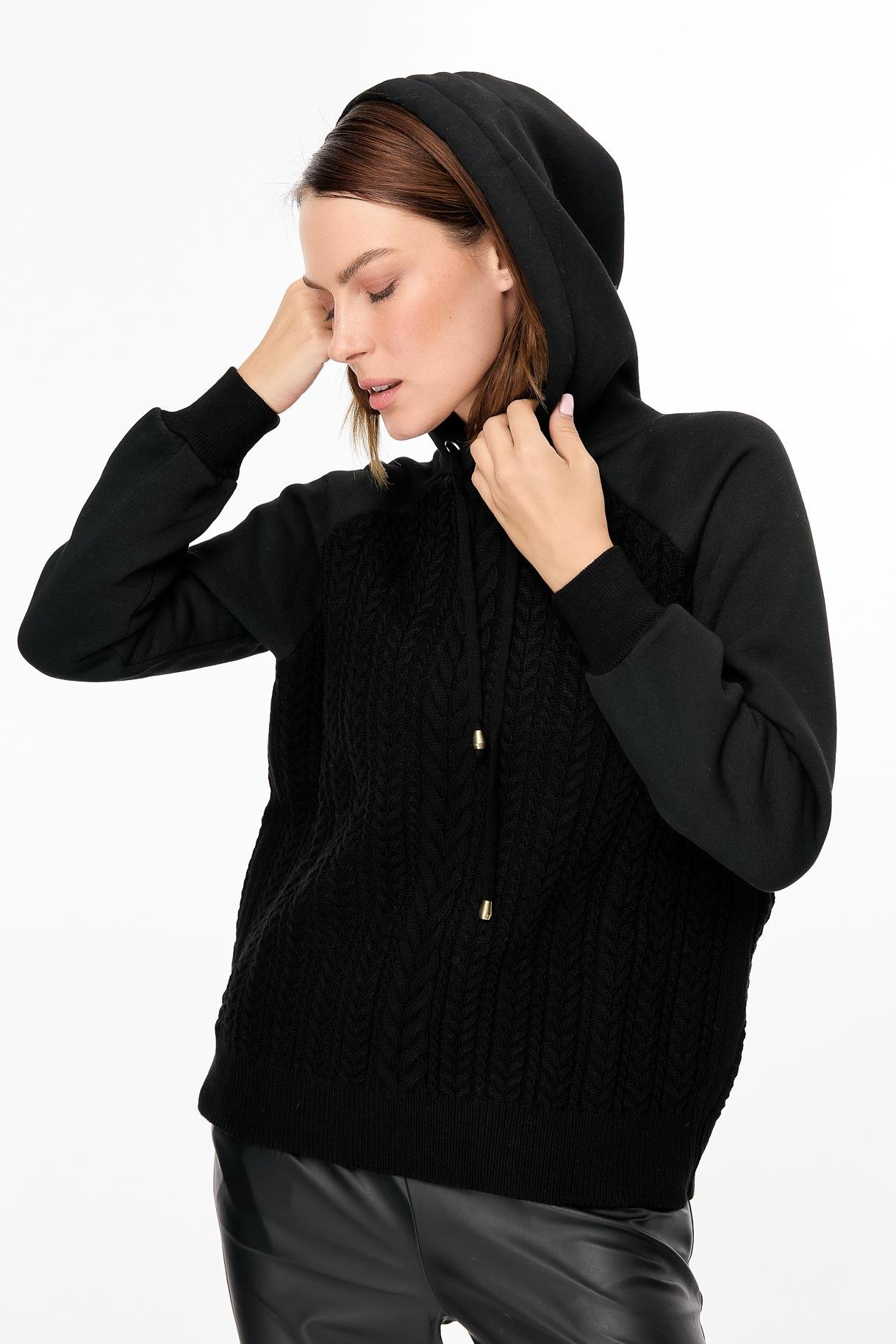 Kapüşonlu Örme Desenli Triko Bluz - SİYAH