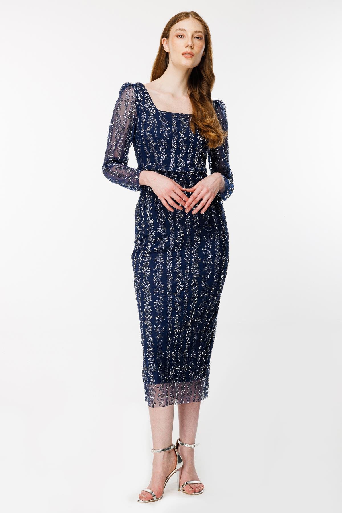 Kare Yaka İşlemeli Kalem Abiye - LACI