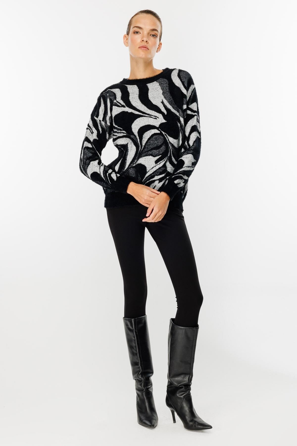 Karışık Desenli Triko Kazak - SİYAH