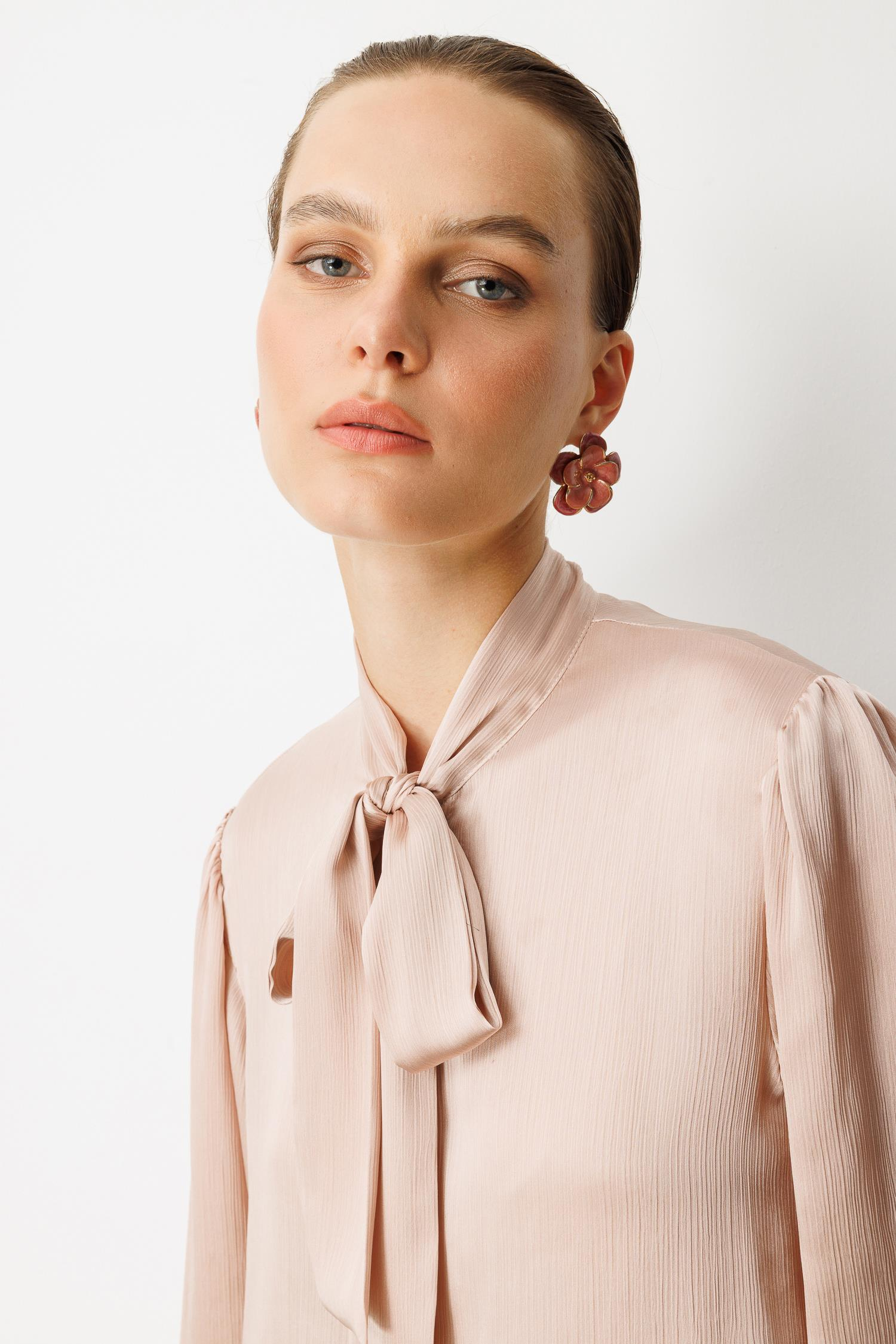 Kendinden Desenli Saten Tunik Gömlek-GÜL KURUSU