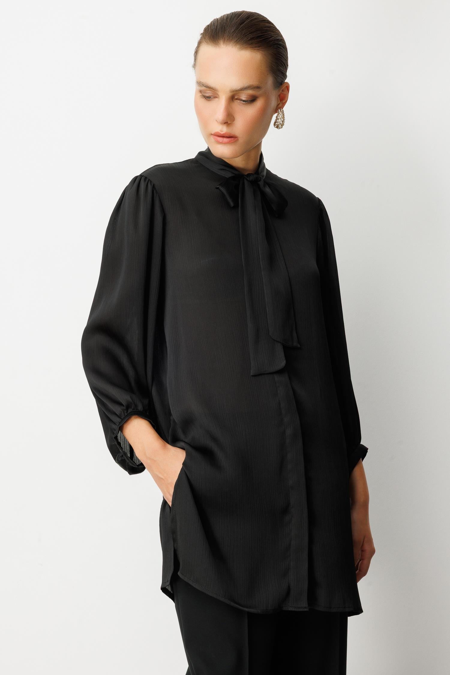 Kendinden Desenli Saten Tunik Gömlek-SİYAH