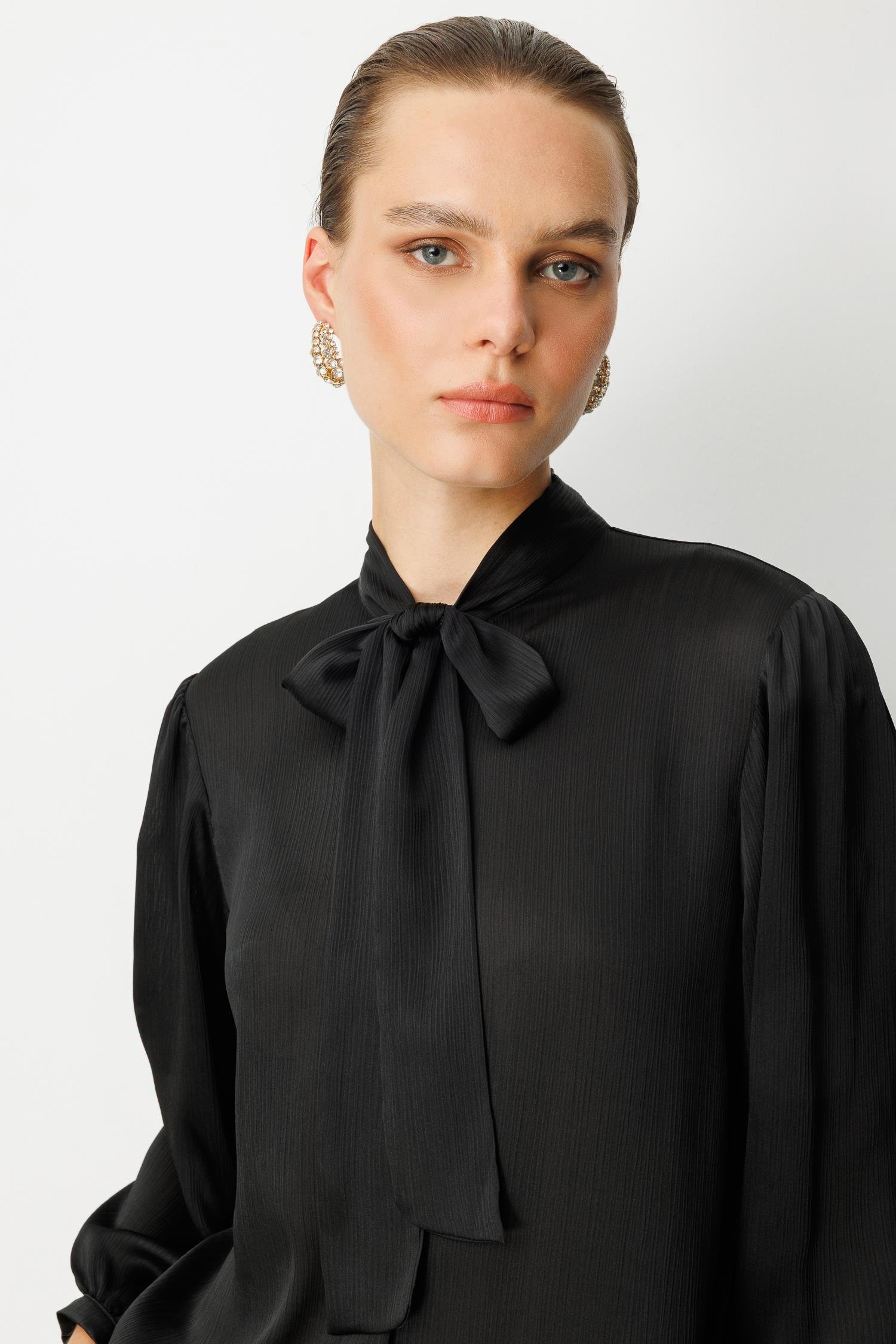 Kendinden Desenli Saten Tunik Gömlek-SİYAH