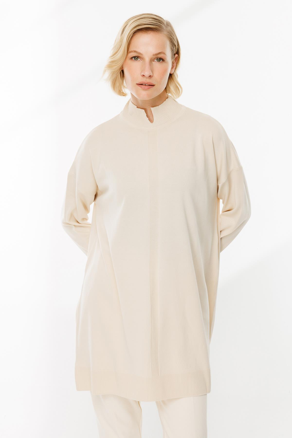 Kesik Yaka Triko Tunik - TAŞ