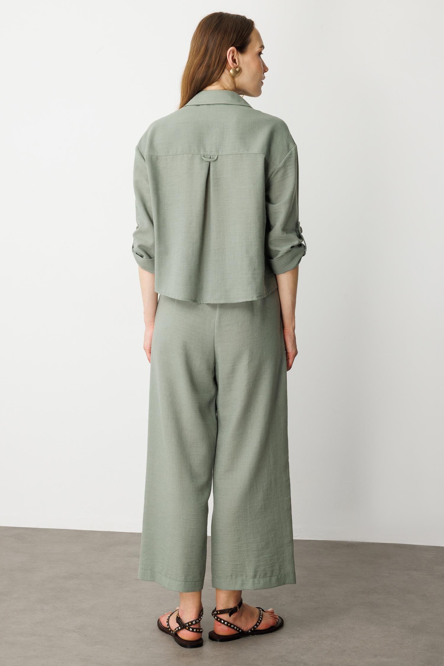 Keten Görünümlü Oversize Kısa Gömlek-ÇAĞLA