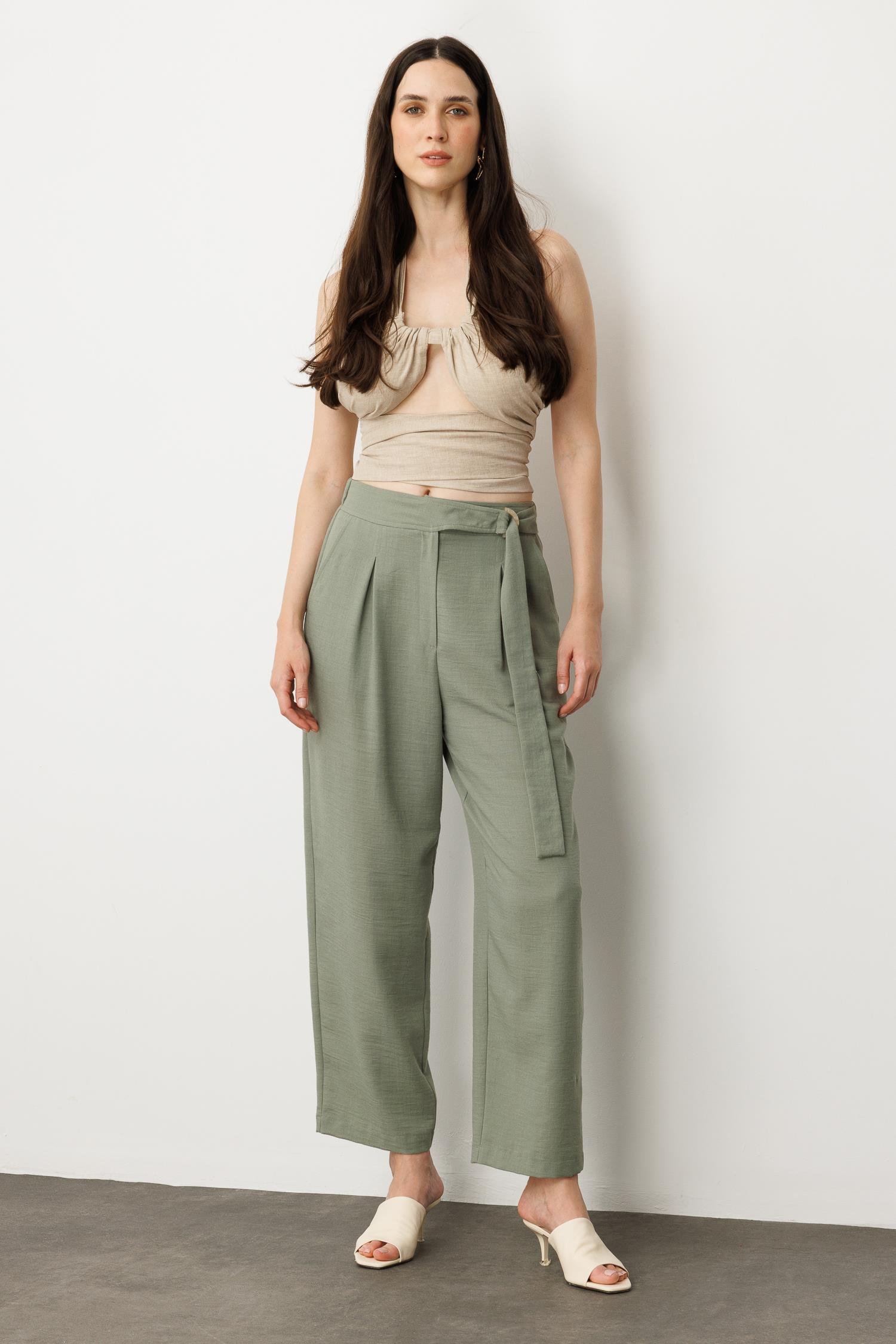 Keten Görünümlü Pileli Pantolon-ÇAĞLA