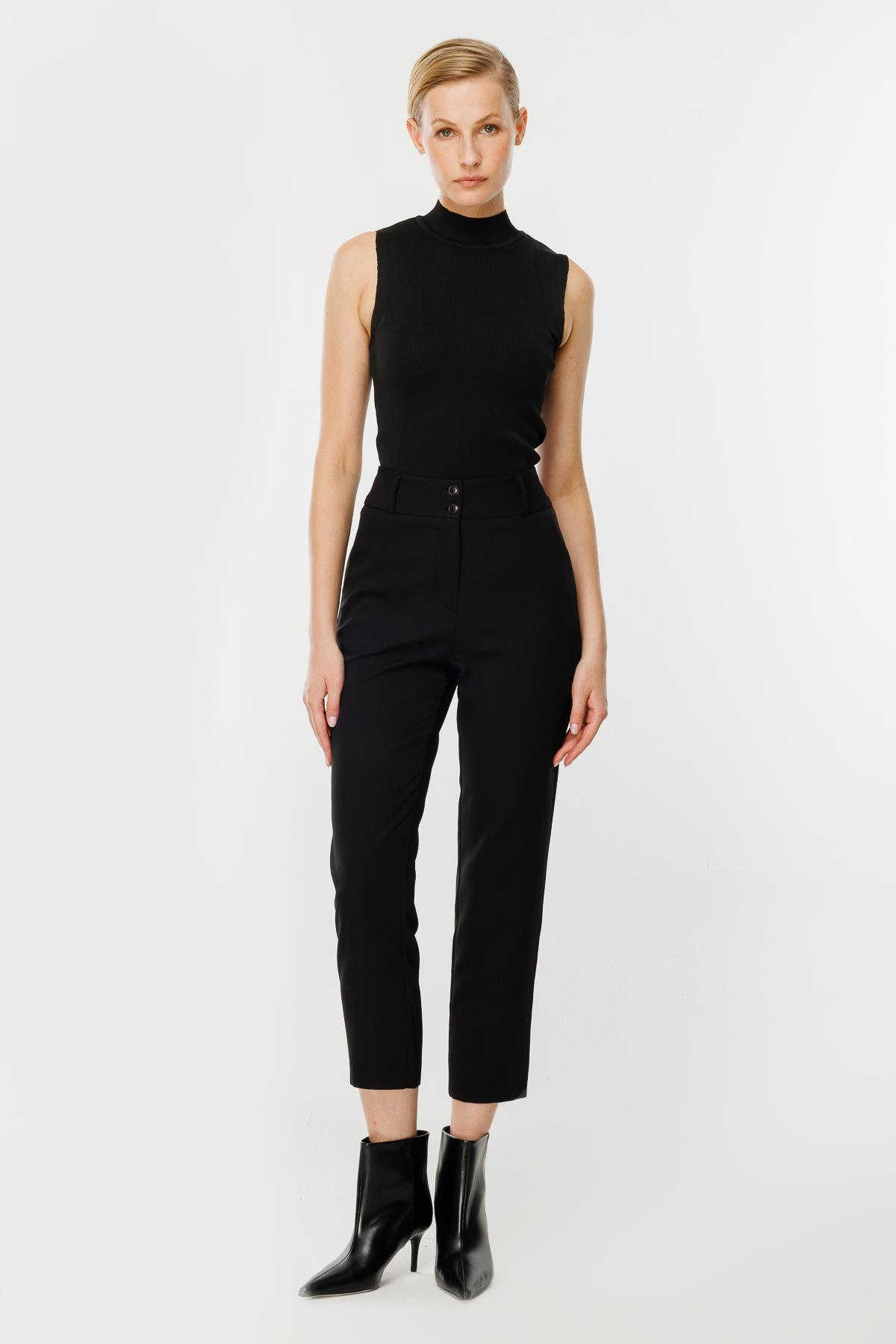 Klasik Fit Kesim Pantolon - SİYAH
