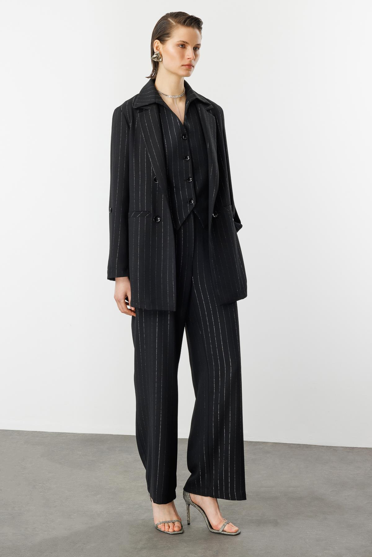 Kol Detaylı Sim Çizgi Ceket-SİYAH