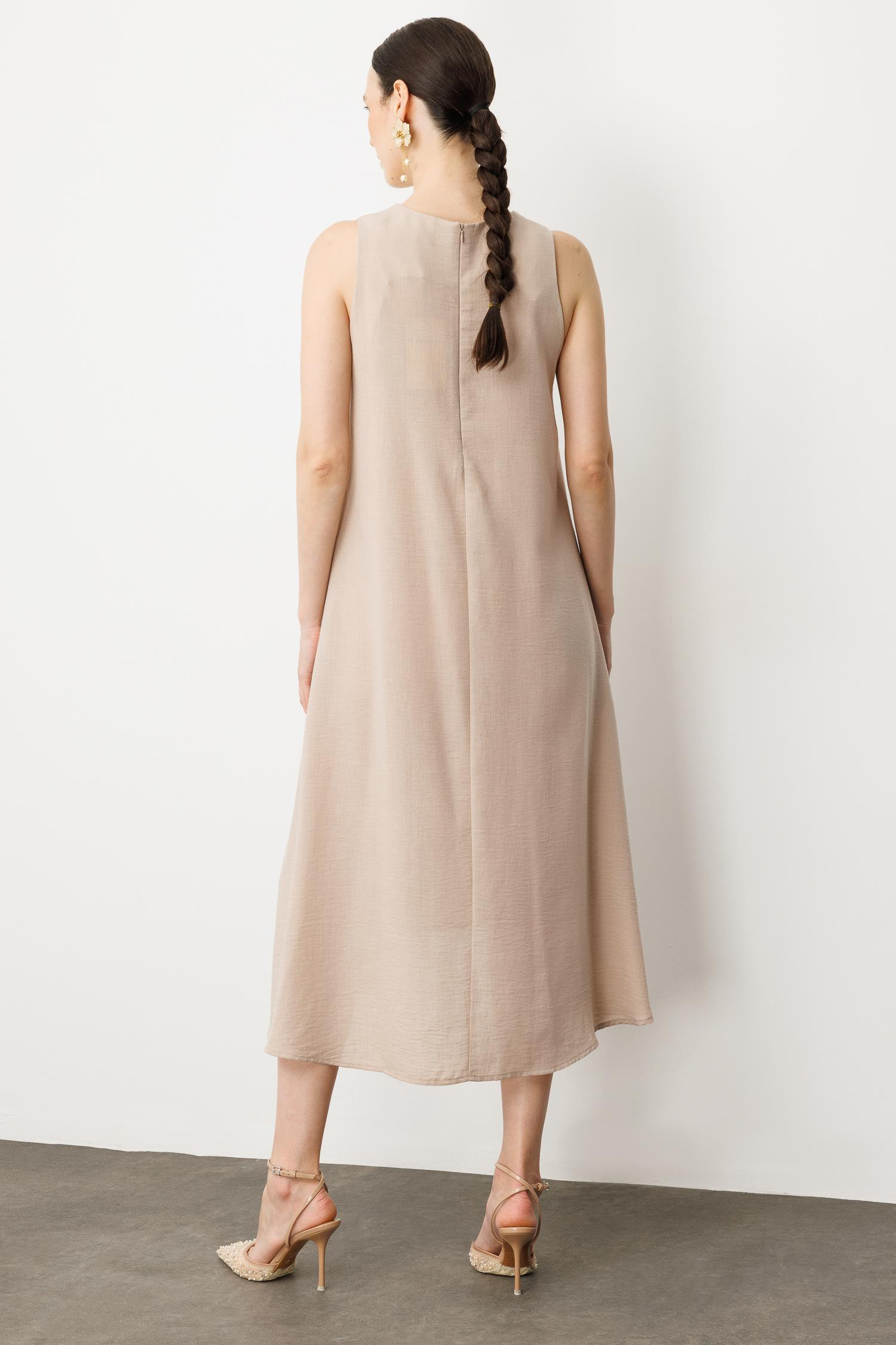 Kolsuz V Yaka Rahat Kesim Elbise-TAŞ