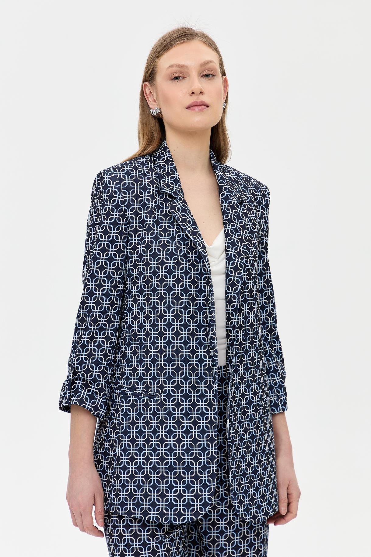 Kolu Düğme Detaylı Desenli Ceket - LACI