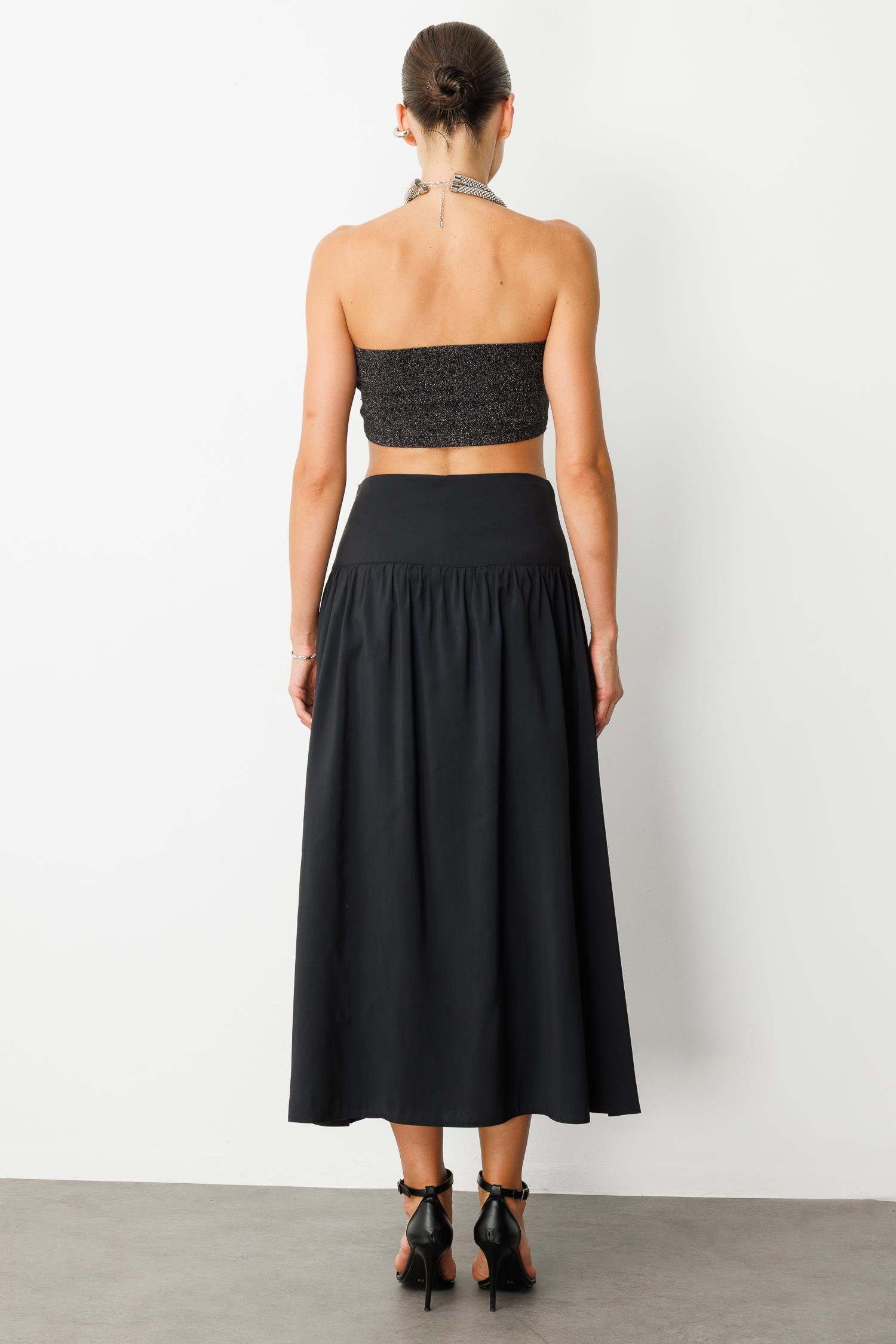 Korsajlı Büzgülü Uzun Etek-SİYAH
