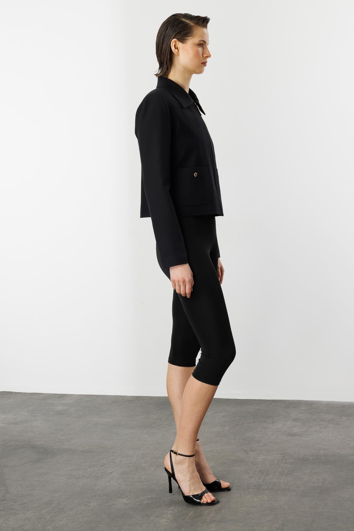 Kruvaz Yaka Hürrem Ceket-SİYAH