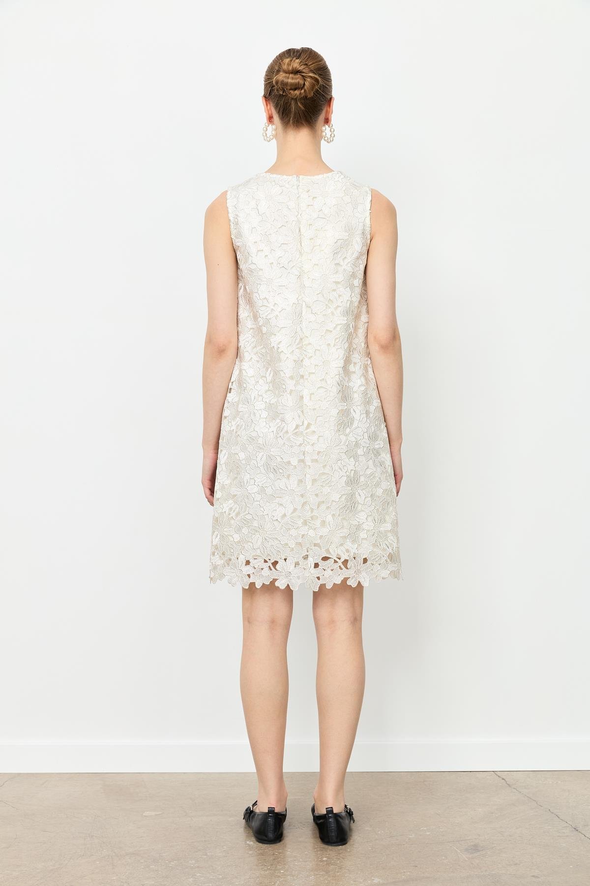 Kurdele Detaylı Dantel Elbise-KEMIK