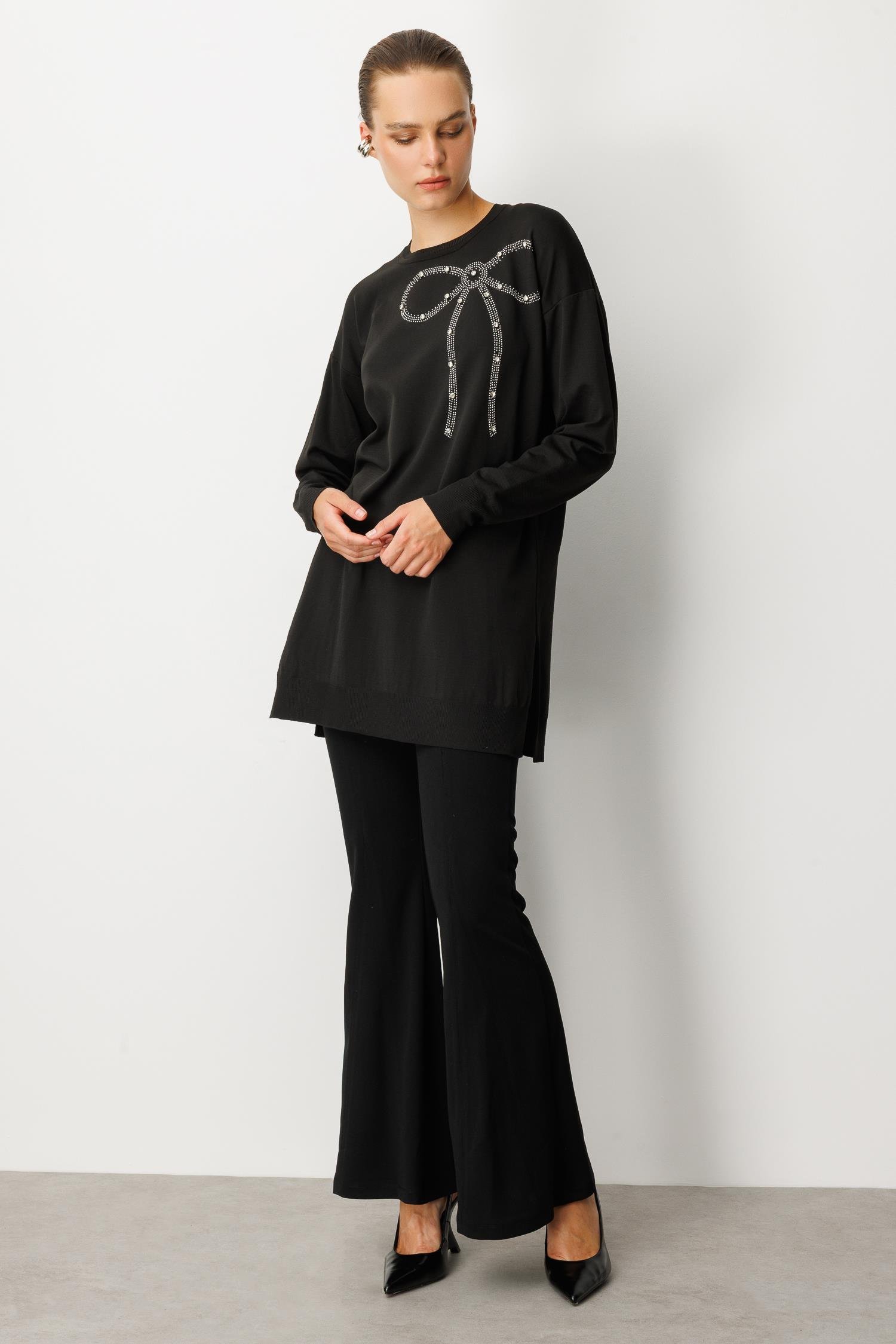 Kurdele Taş Detaylı Triko Tunik-SİYAH