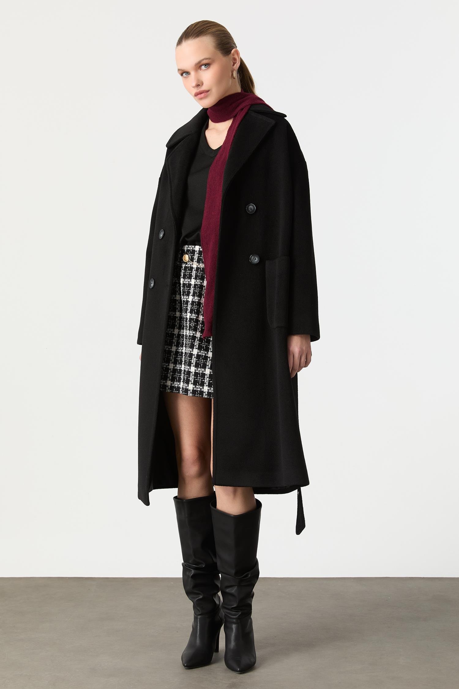 Kuşak Detaylı Cepli Kaşe Kaban-SİYAH