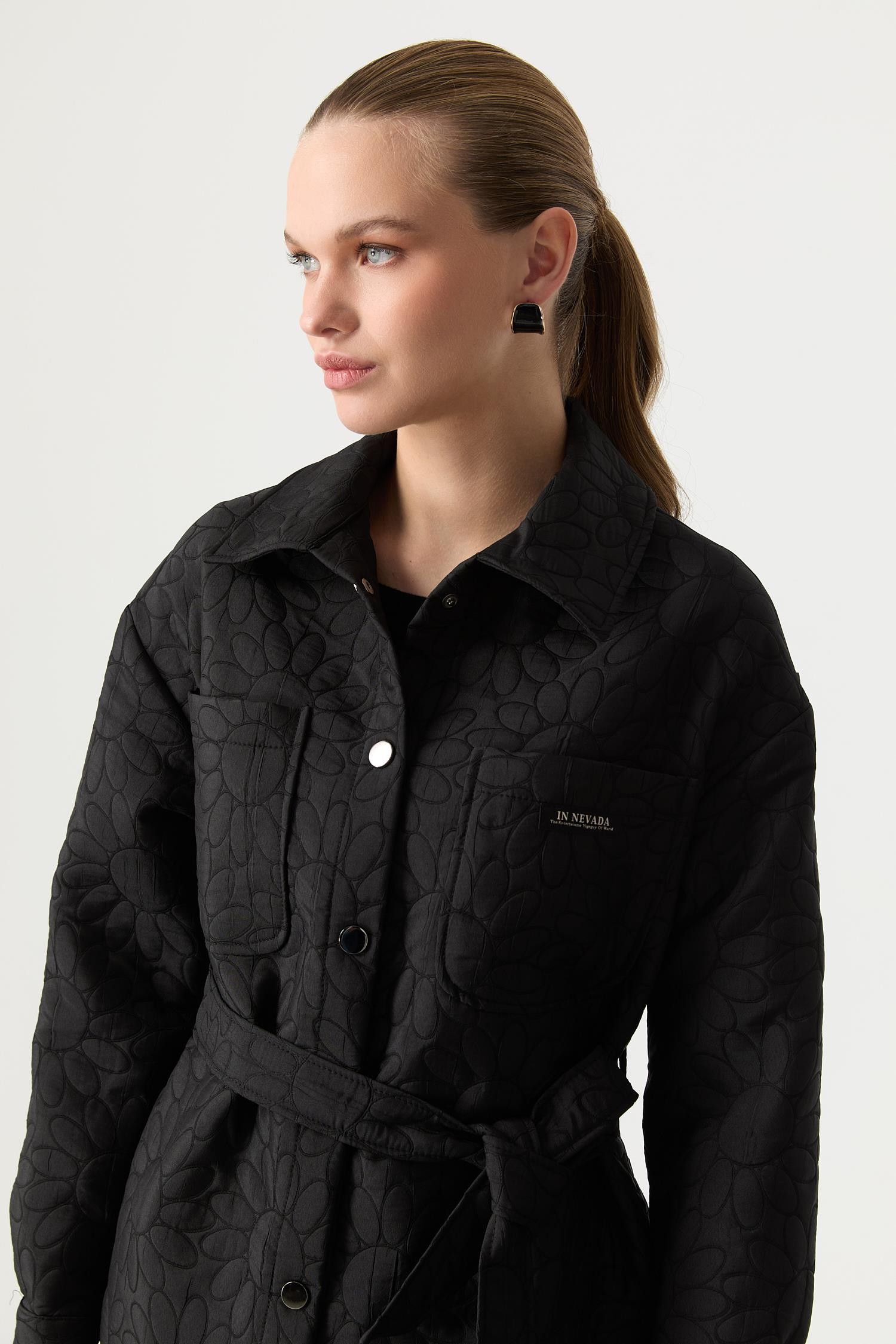 Kuşak Detaylı Kapitone Ceket-SİYAH