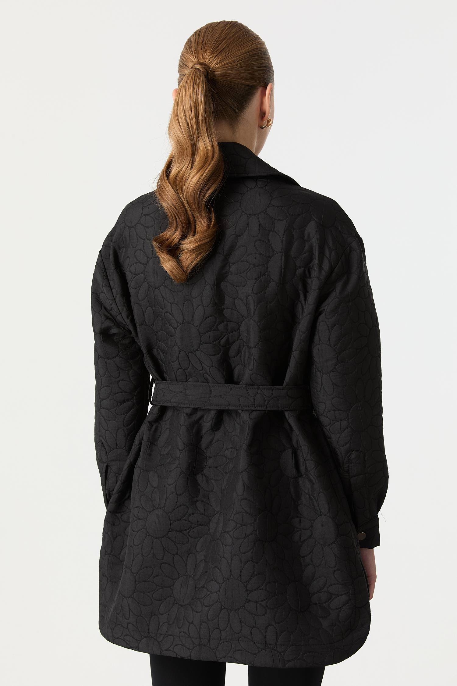 Kuşak Detaylı Kapitone Ceket-SİYAH