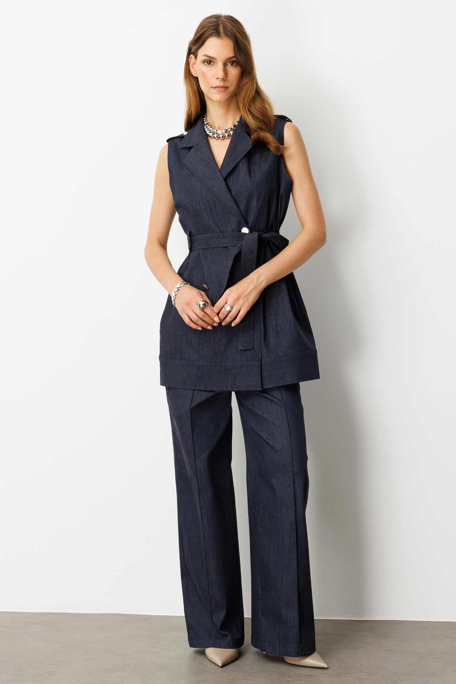 Kuşak Detaylı Kot Yelek-LACI