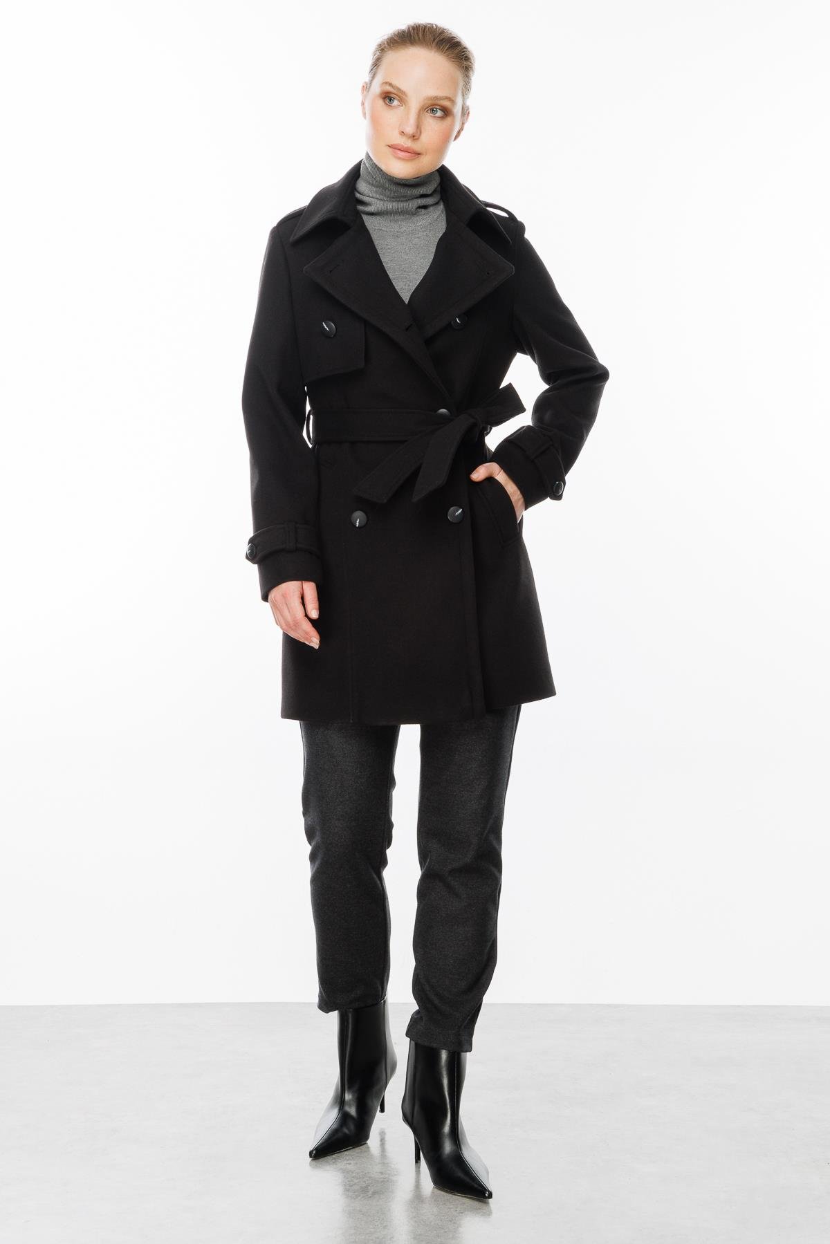 Kuşaklı Kaşe Kaban-SİYAH