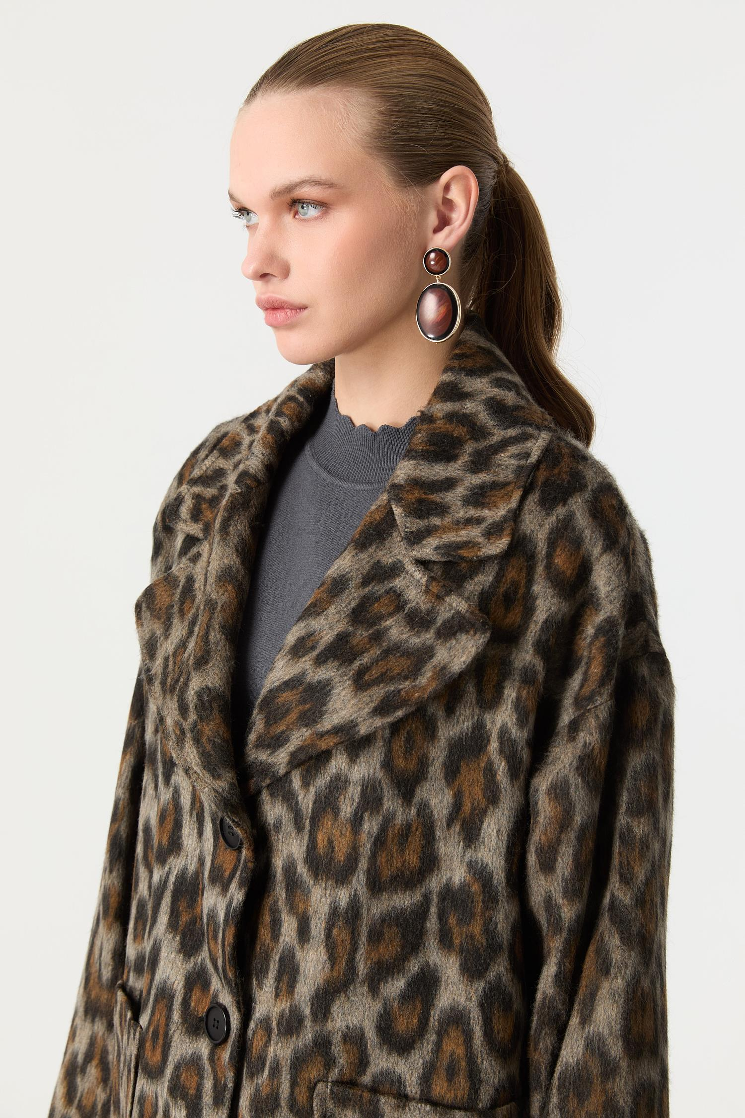 Leopar Desenli Kaşe Kaban-CAMEL