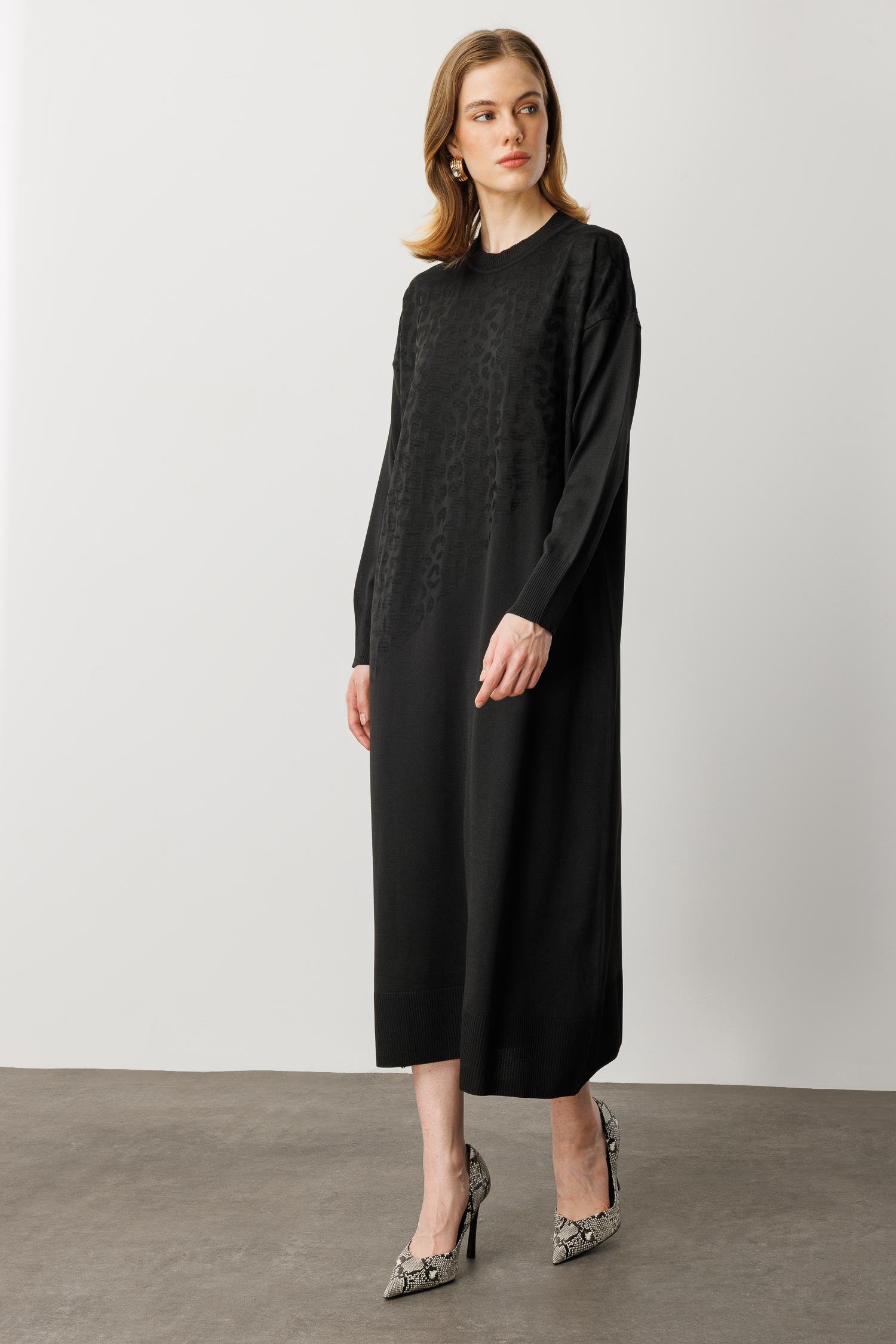 Leopar Desenli Triko Uzun Elbise-SİYAH