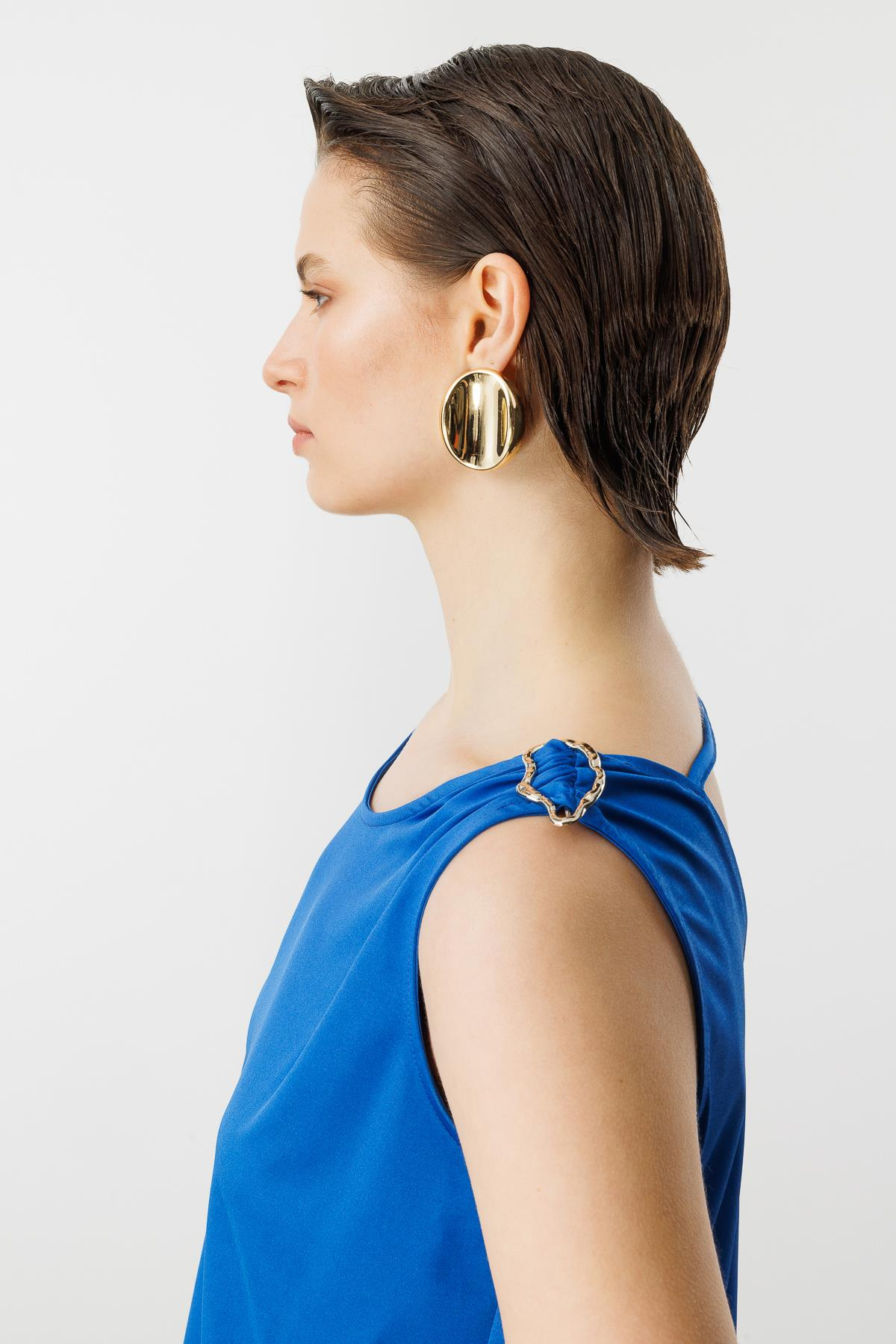 Metal Aksesuarlı Kolsuz Bluz-SAX