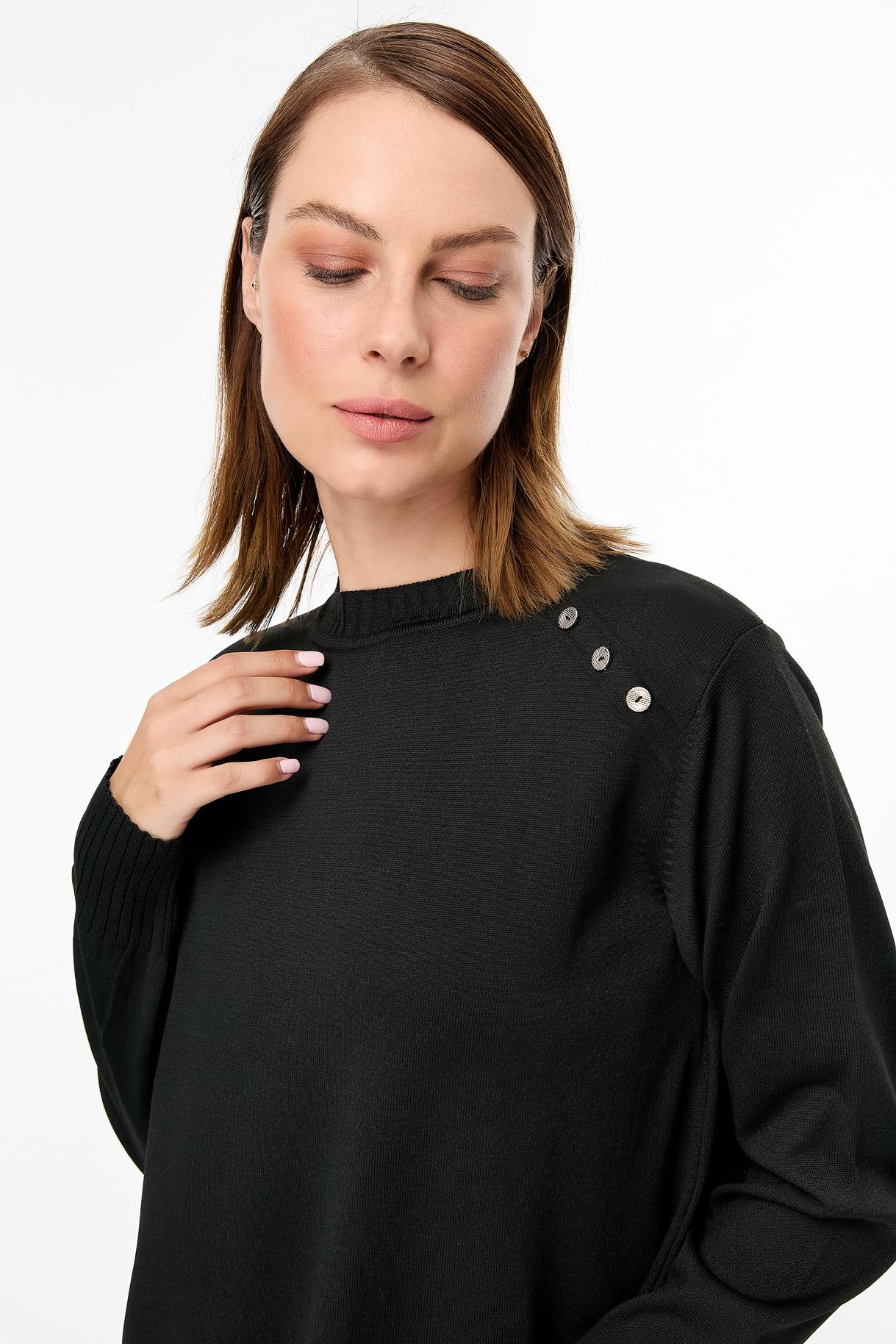 Omzu ve Eteği Düğmeli Triko Kazak - SİYAH