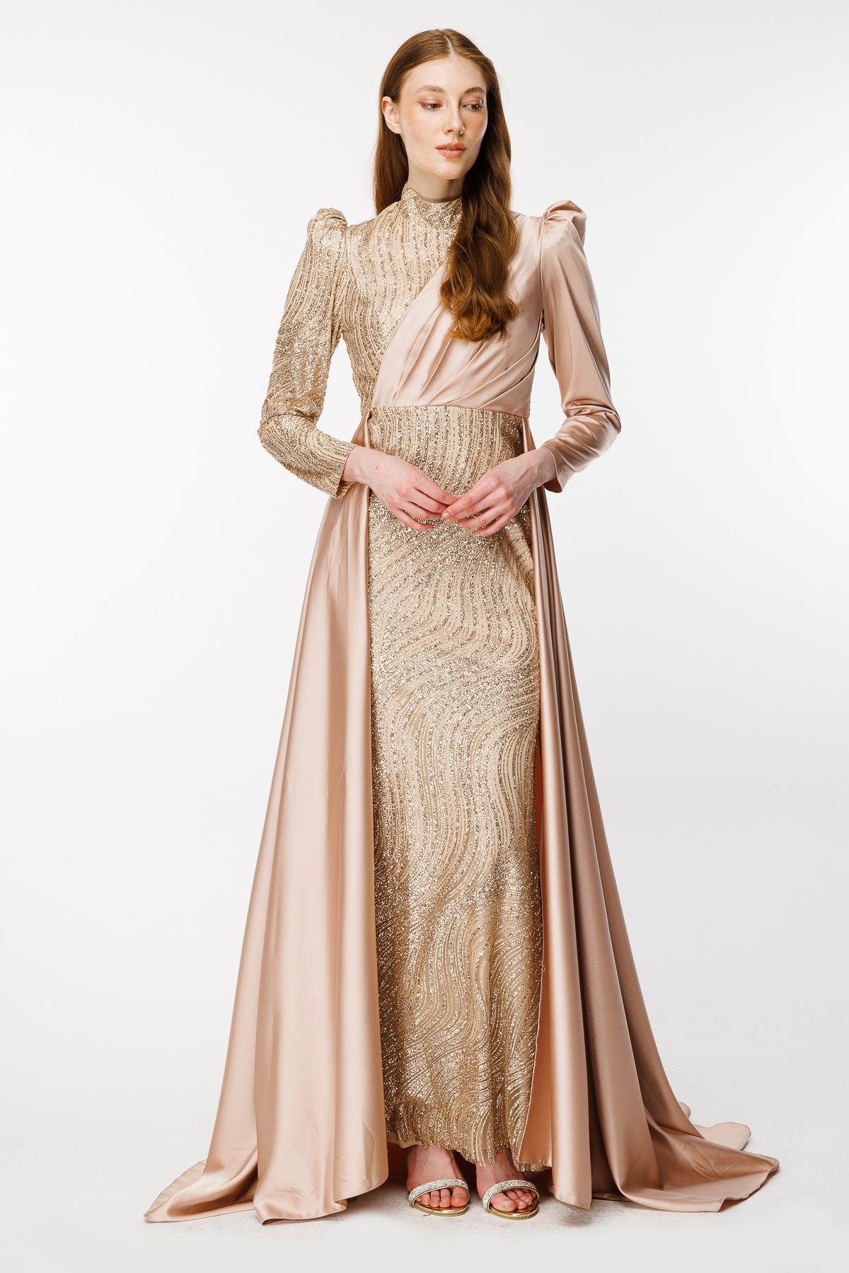 Önü Taş İşlemeli Saten Uzun Abiye - GOLD