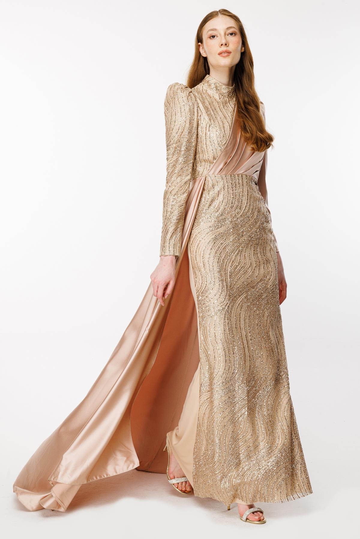 Önü Taş İşlemeli Saten Uzun Abiye - GOLD