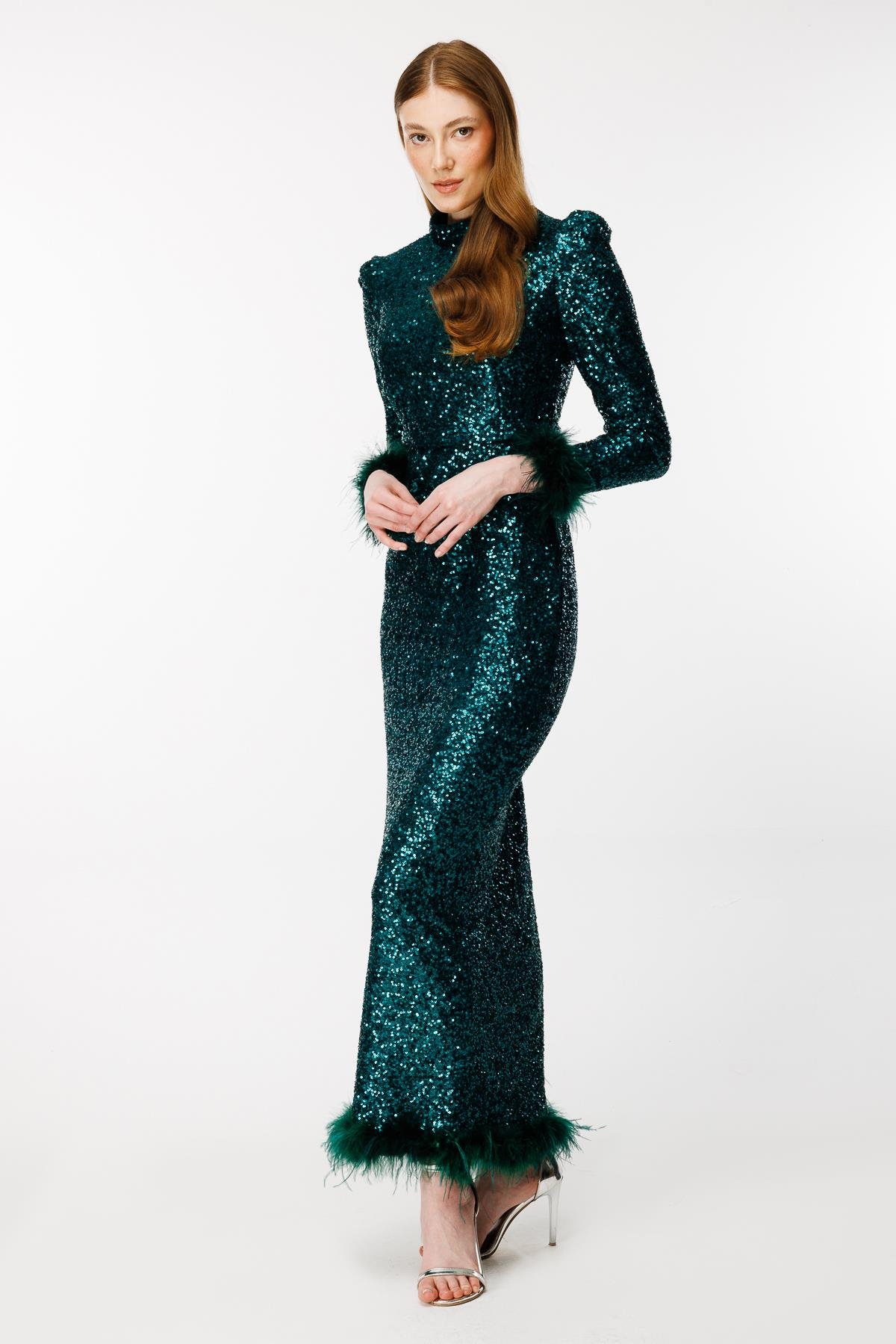 Otriş Detaylı Payet Uzun Abiye - ZÜMRÜT