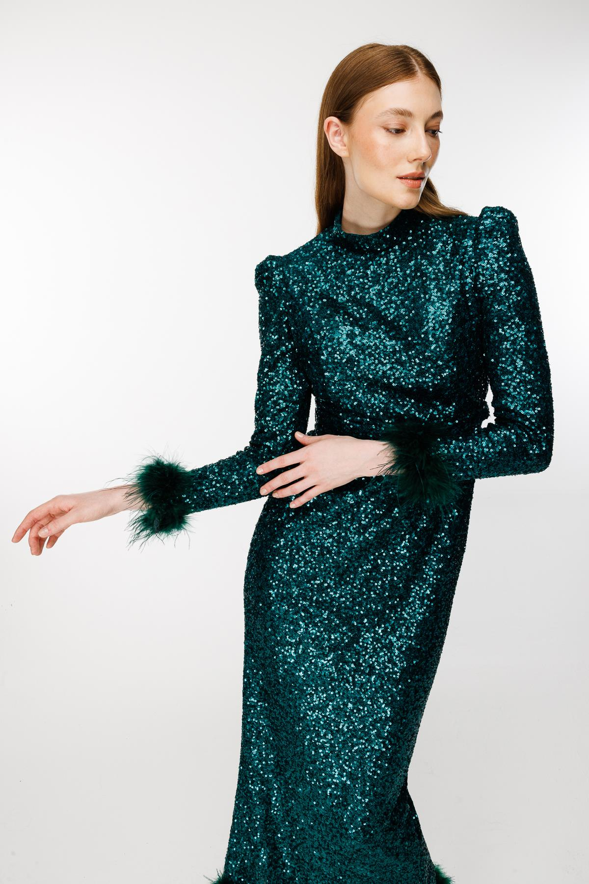 Otriş Detaylı Payet Uzun Abiye - ZÜMRÜT