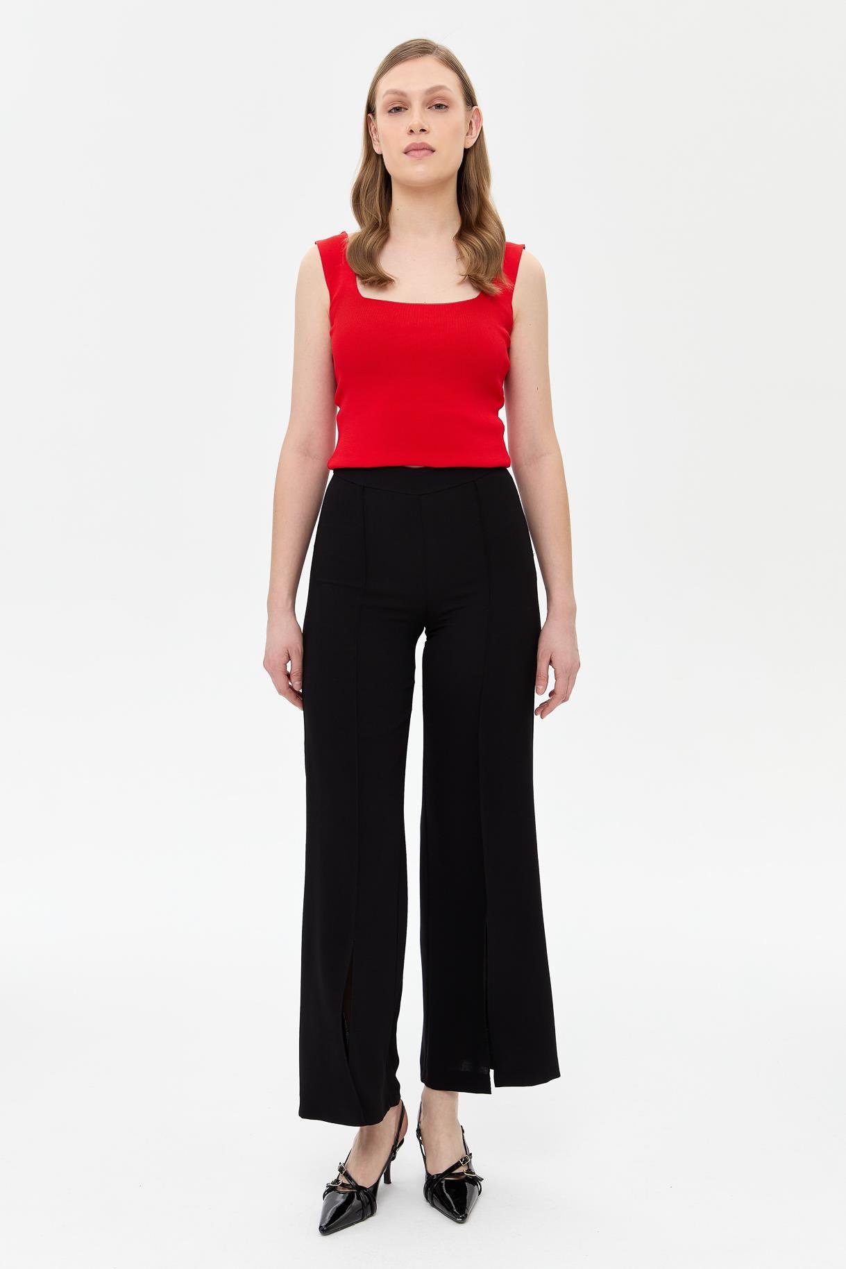 Paça Yırtmaçlı Nervür Detaylı Pantolon - SİYAH