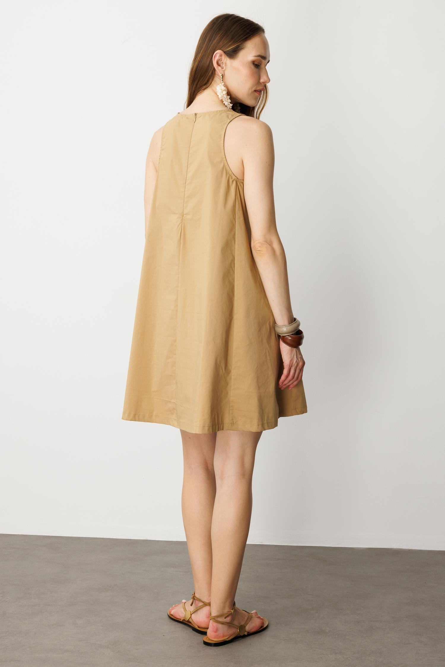 Pamuklu Rahat Kalıp Elbise-