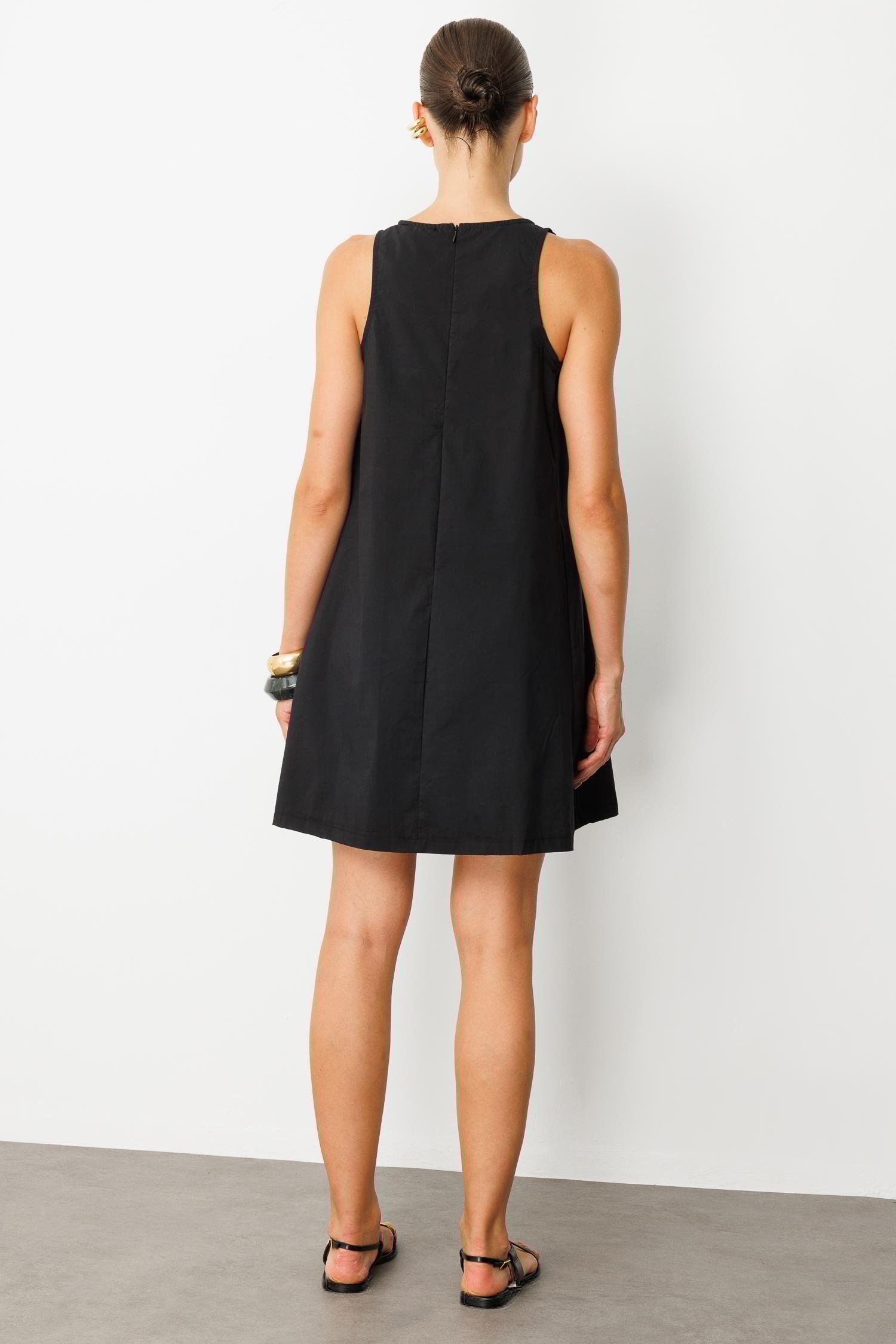 Pamuklu Rahat Kalıp Elbise-SİYAH