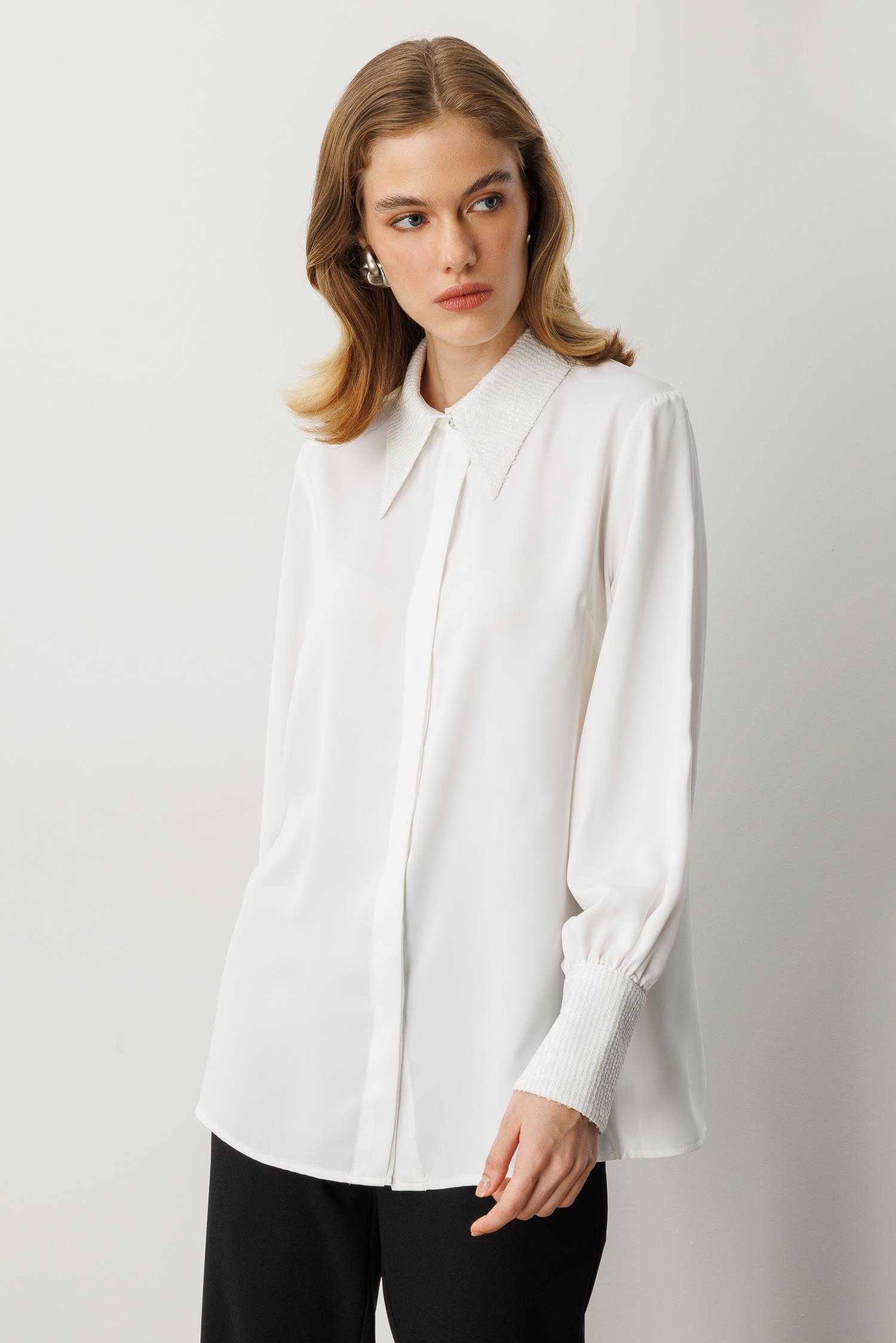 Payet Detaylı Gömlek-KEMIK