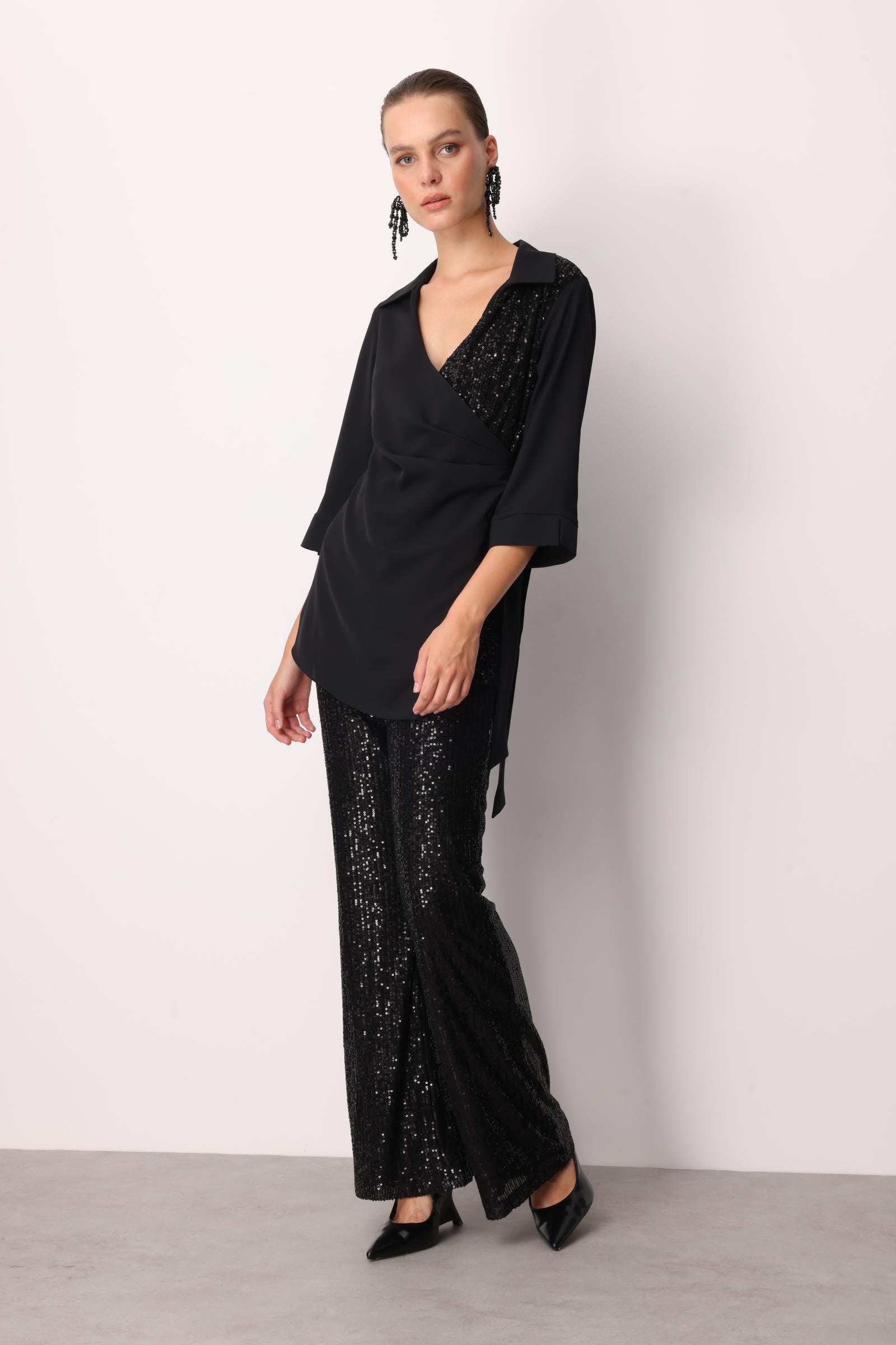 Payet Detaylı Truvakar Kollu Tunik-SİYAH