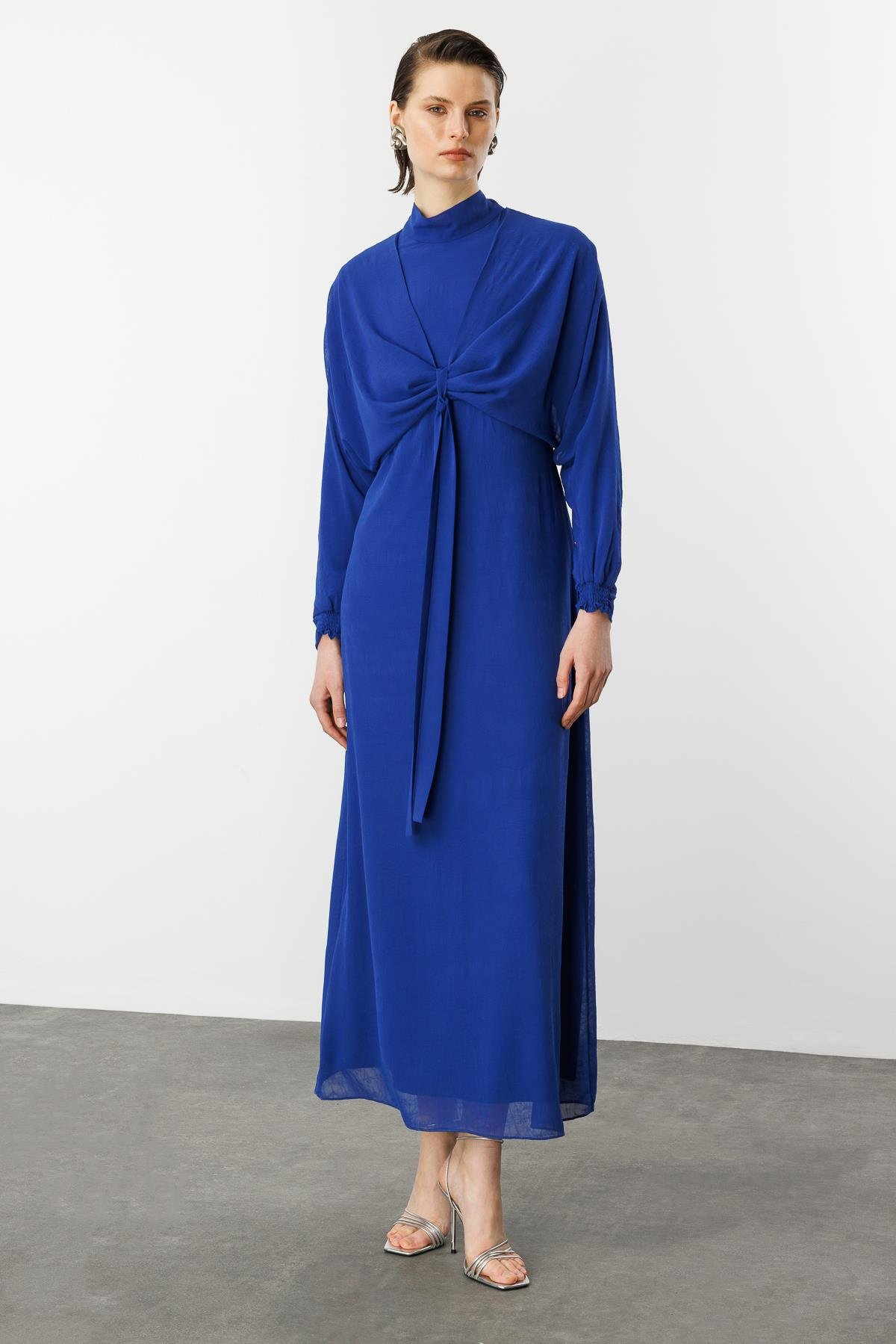 Şal Detaylı Uzun Şifon Elbise-SAX