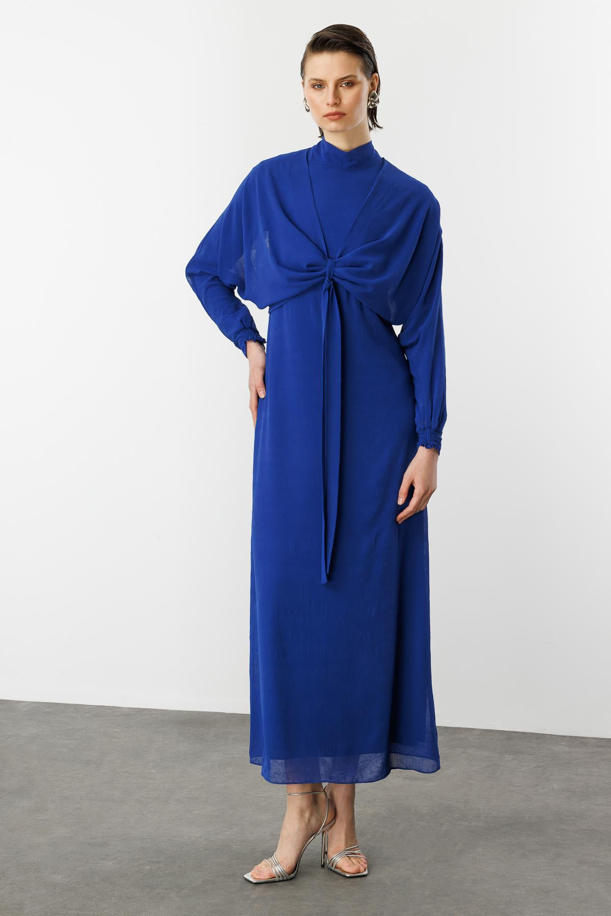 Şal Detaylı Uzun Şifon Elbise-SAX