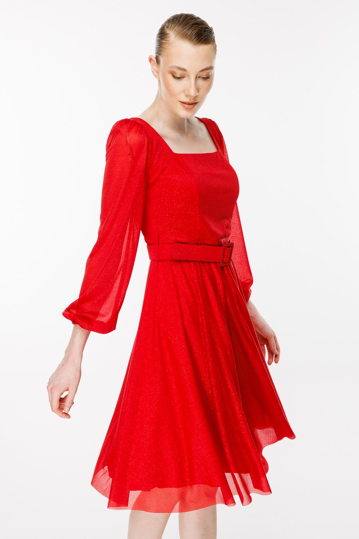 Simli Ve Kemerli Kısa Abiye Elbise - KIRMIZI