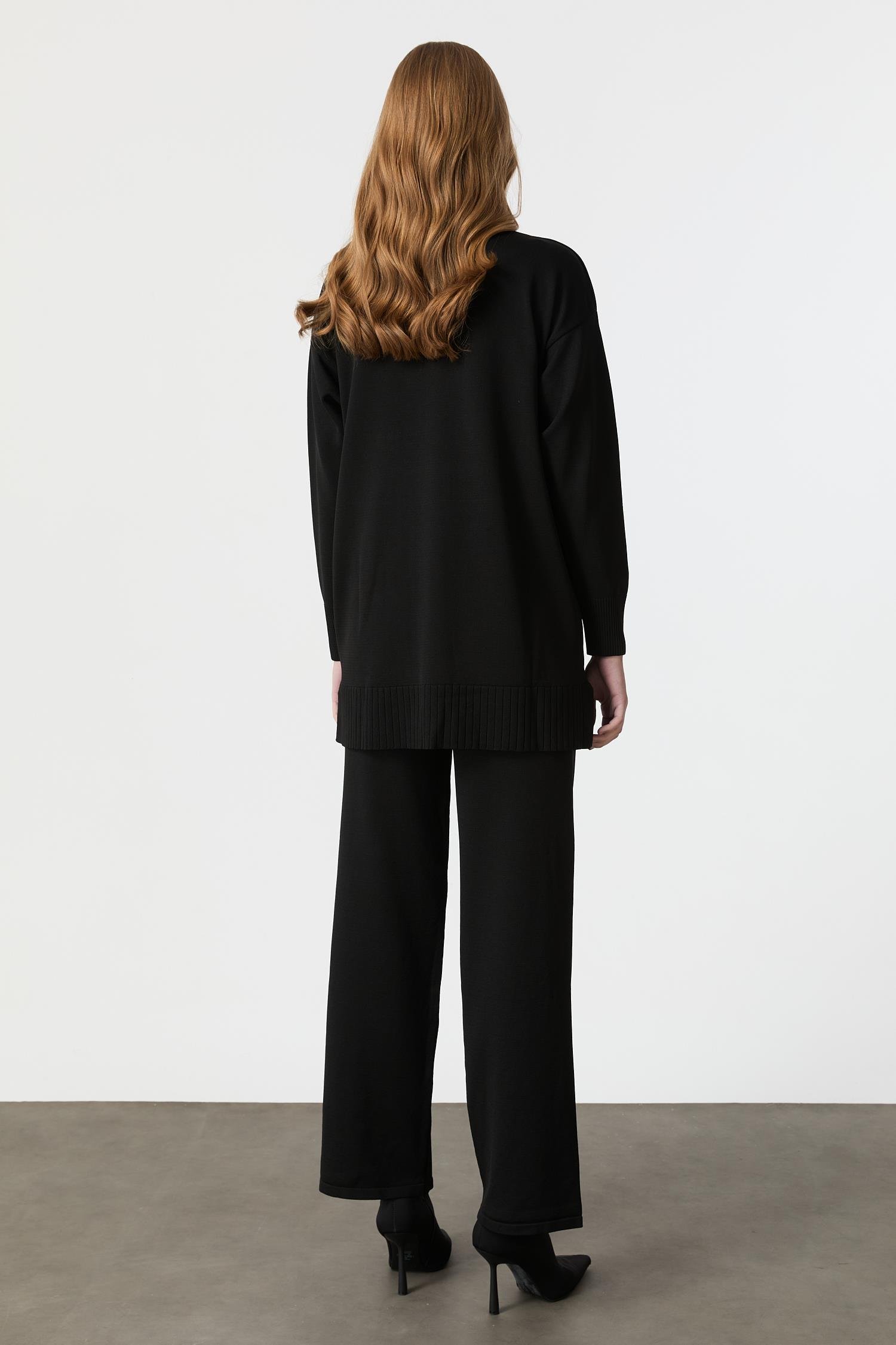 Taş İşleme Detaylı Triko Takım-SİYAH