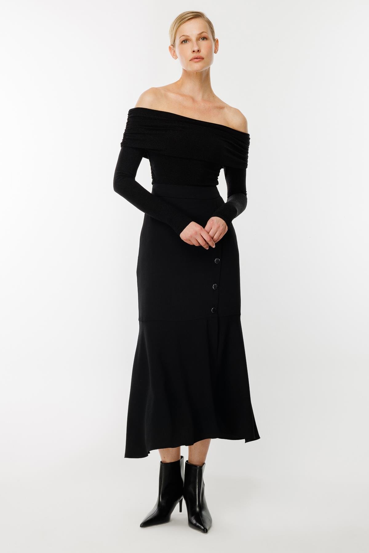 Uçları Volanlı Düğme Detaylı Etek - SİYAH